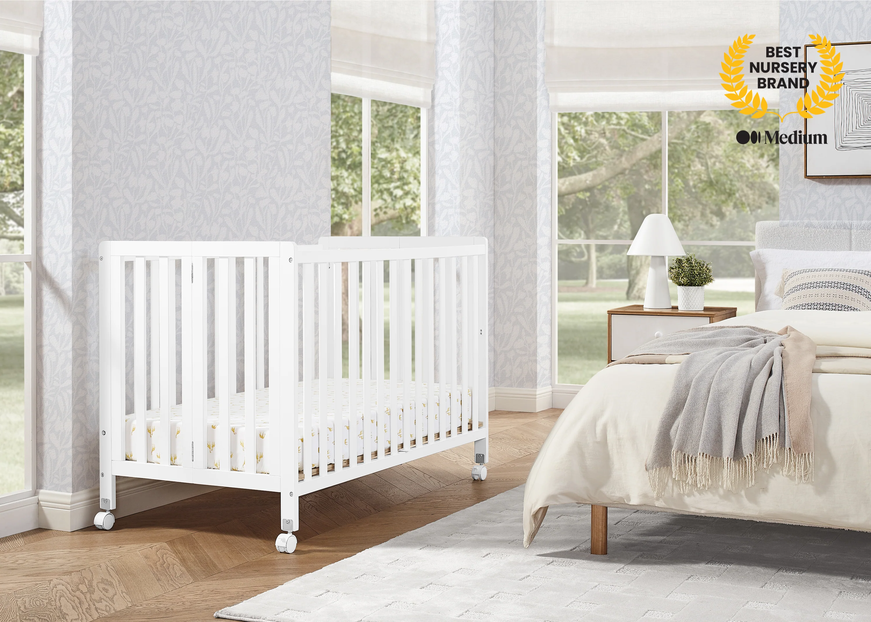 Aria Full Size Portable Folding Crib - Image 2