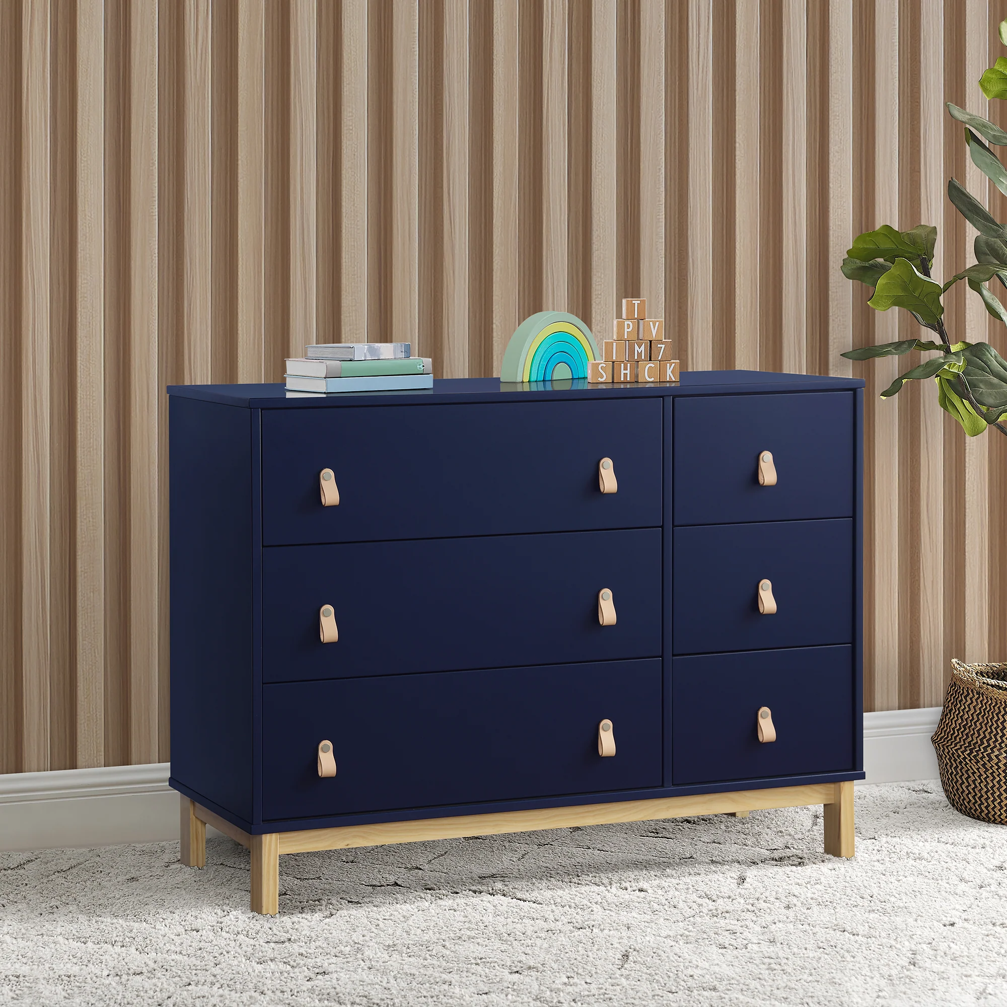 babyGap Legacy 6 Drawer Dresser with Leather Pulls - Image 12