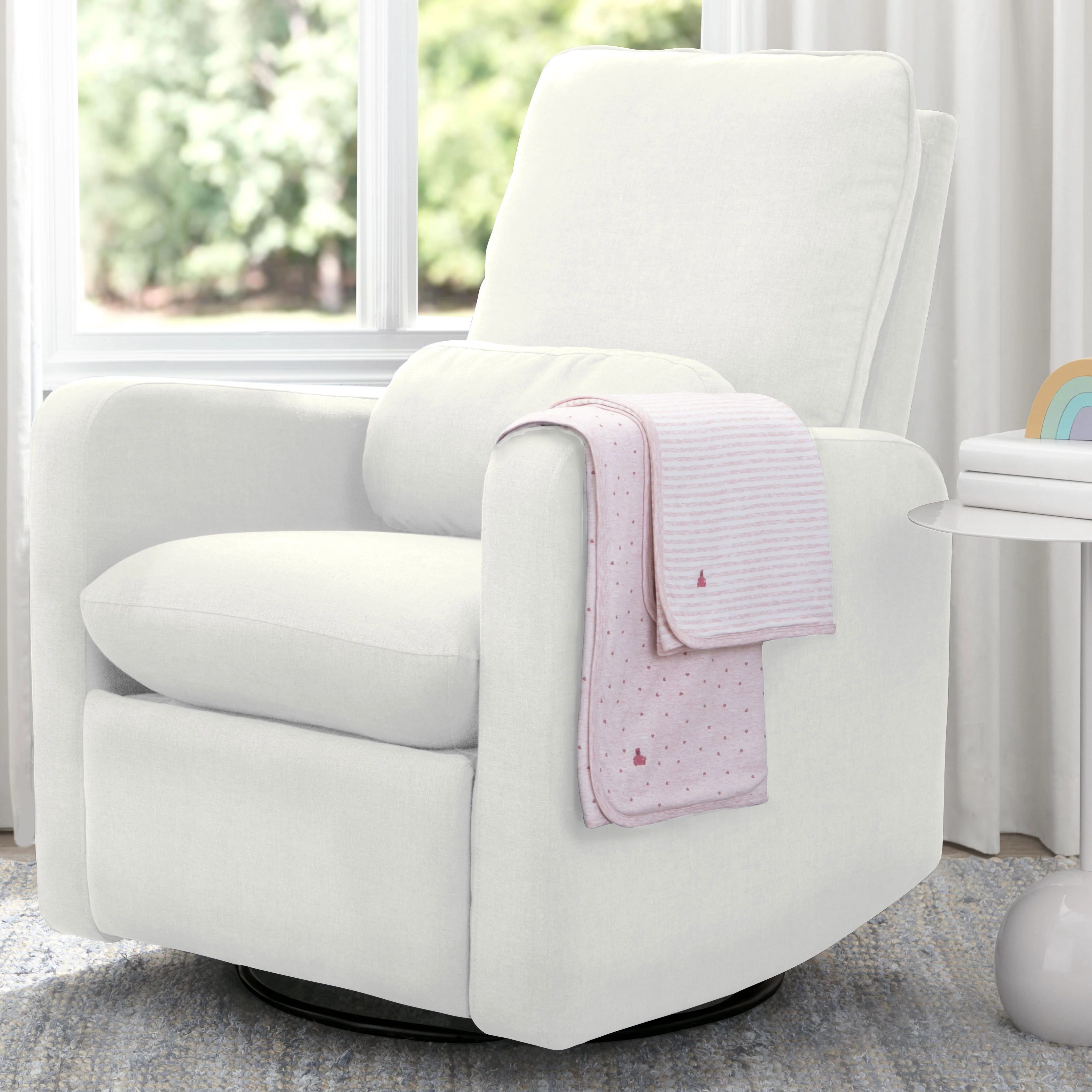 babyGap Reversible 100% Organic Cotton Blankets - 2 Pack - Image 19