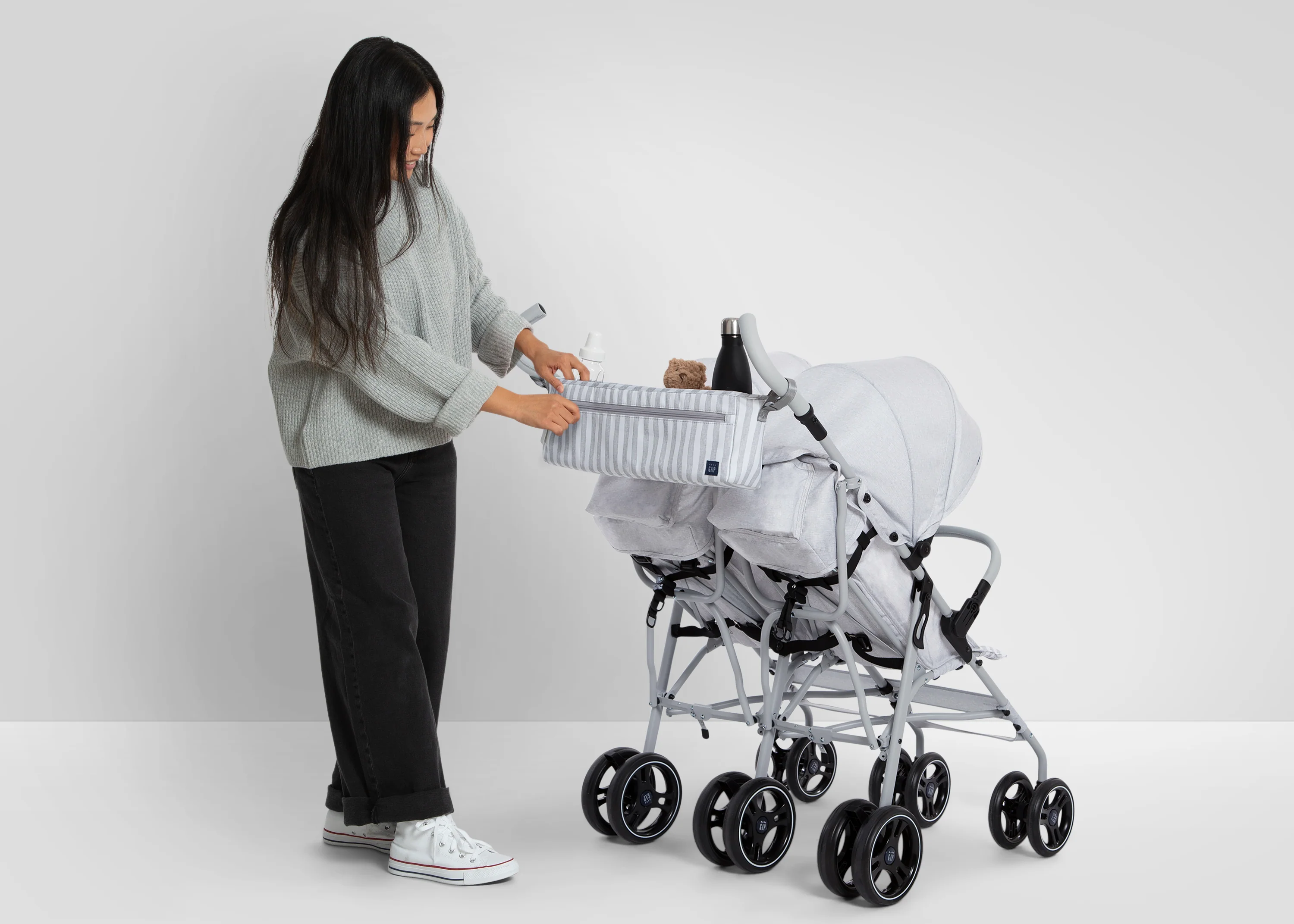 babyGap Classic Parent Organizer for Double Stroller - Image 34