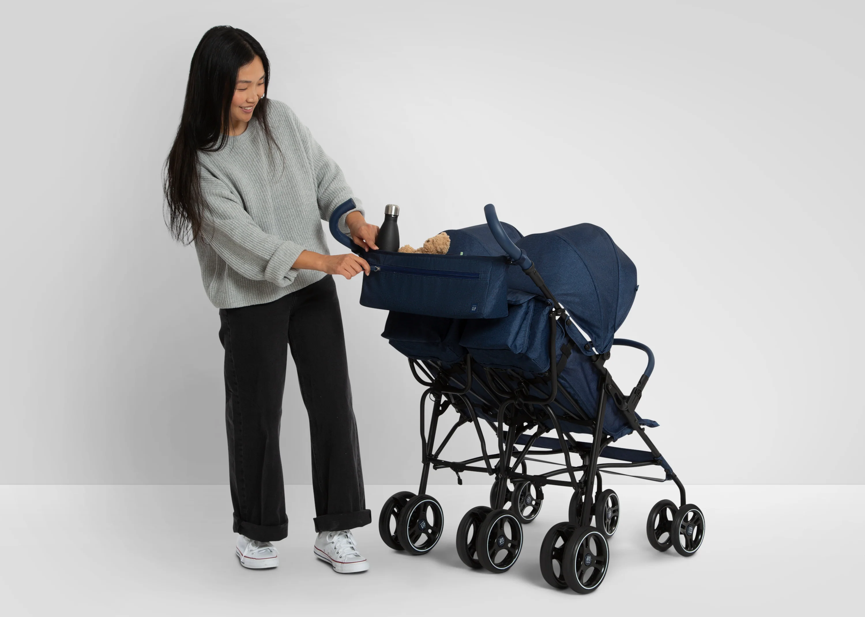 babyGap Classic Parent Organizer for Double Stroller - Image 42
