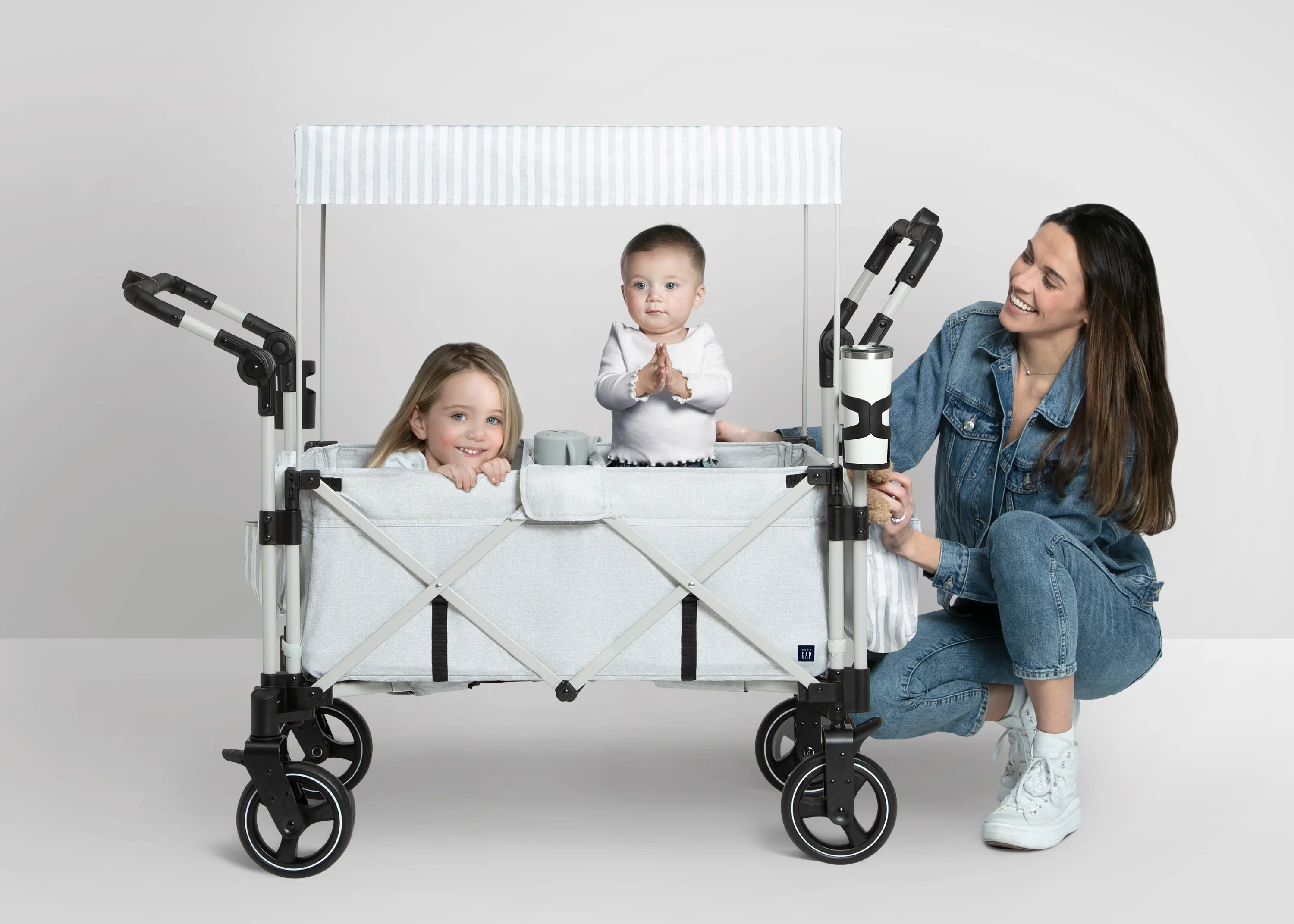 babyGap Explorer Deluxe Stroller Wagon - Image 12