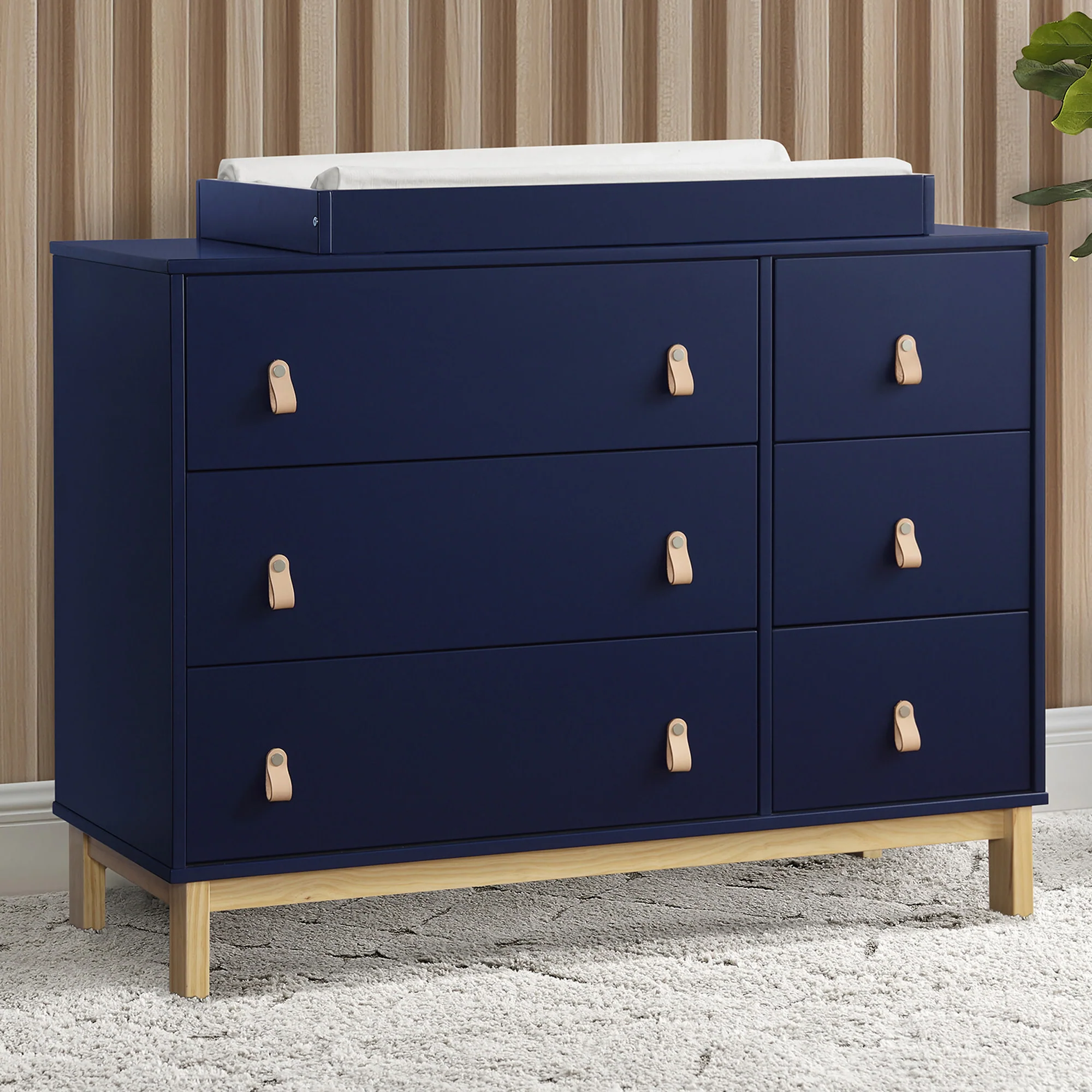 babyGap Legacy 6 Drawer Dresser with Leather Pulls and Interlocking Drawers - Image 7