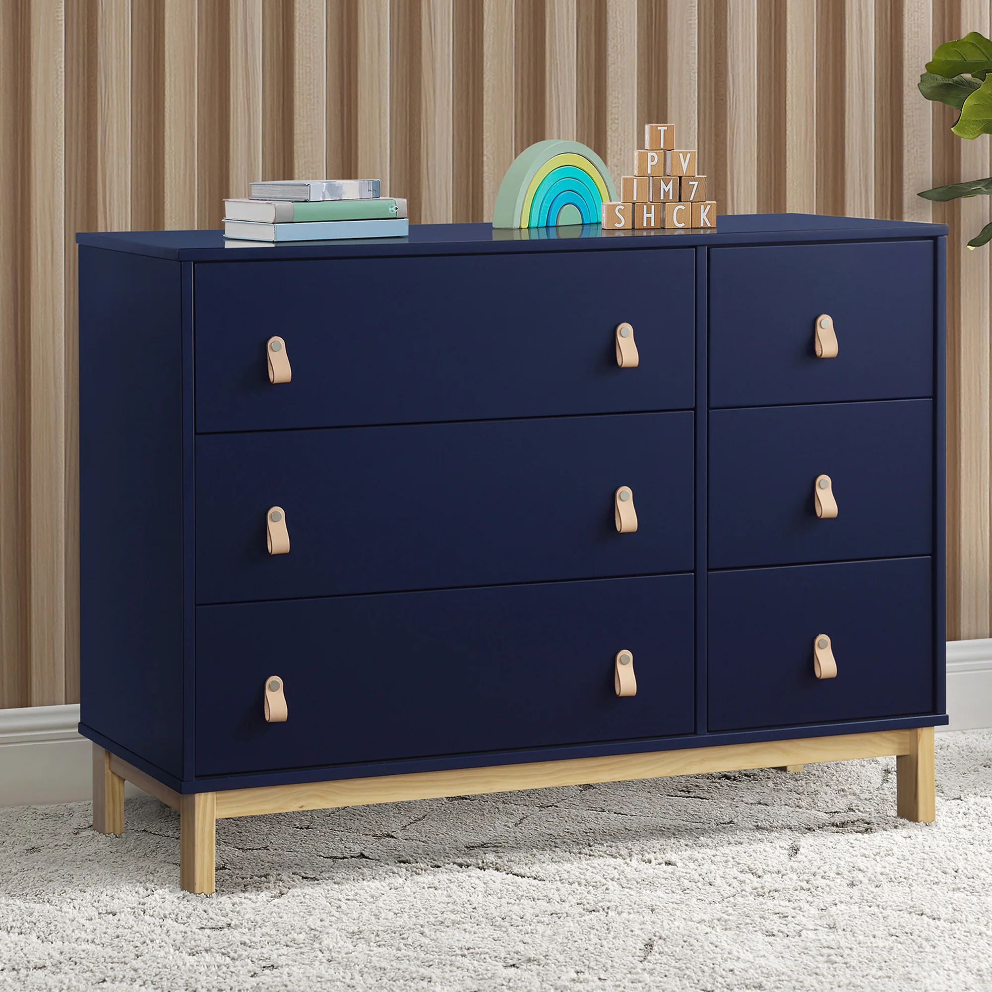 babyGap Legacy 6 Drawer Dresser with Leather Pulls and Interlocking Drawers - Image 8