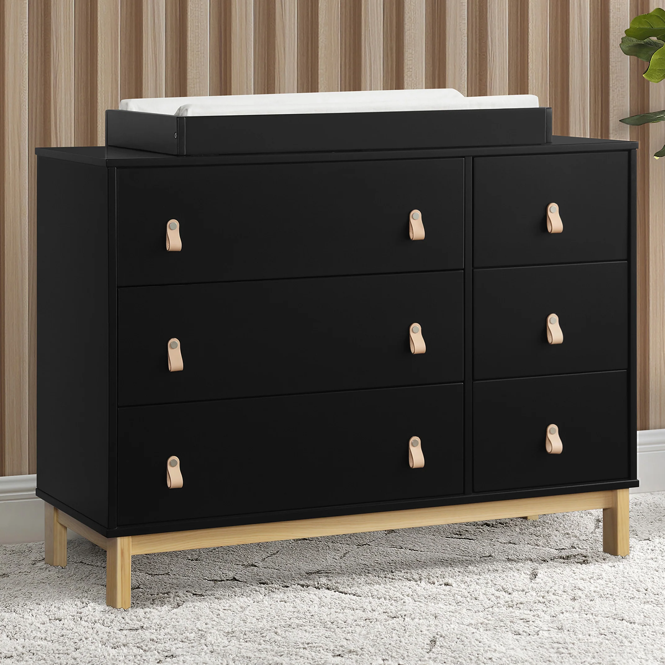 babyGap Legacy 6 Drawer Dresser with Leather Pulls and Interlocking Drawers - Image 25