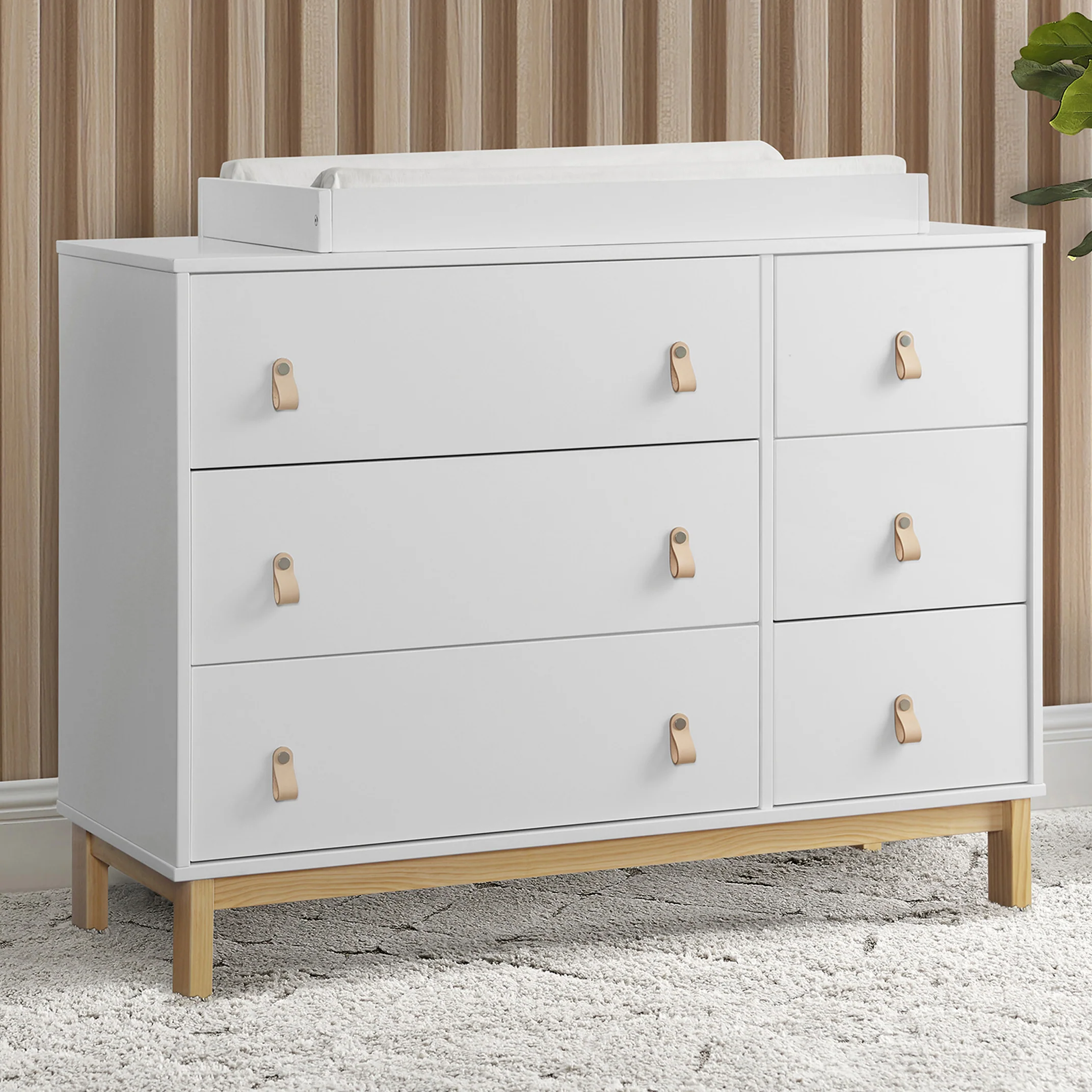 babyGap Legacy 6 Drawer Dresser with Leather Pulls and Interlocking Drawers - Image 26