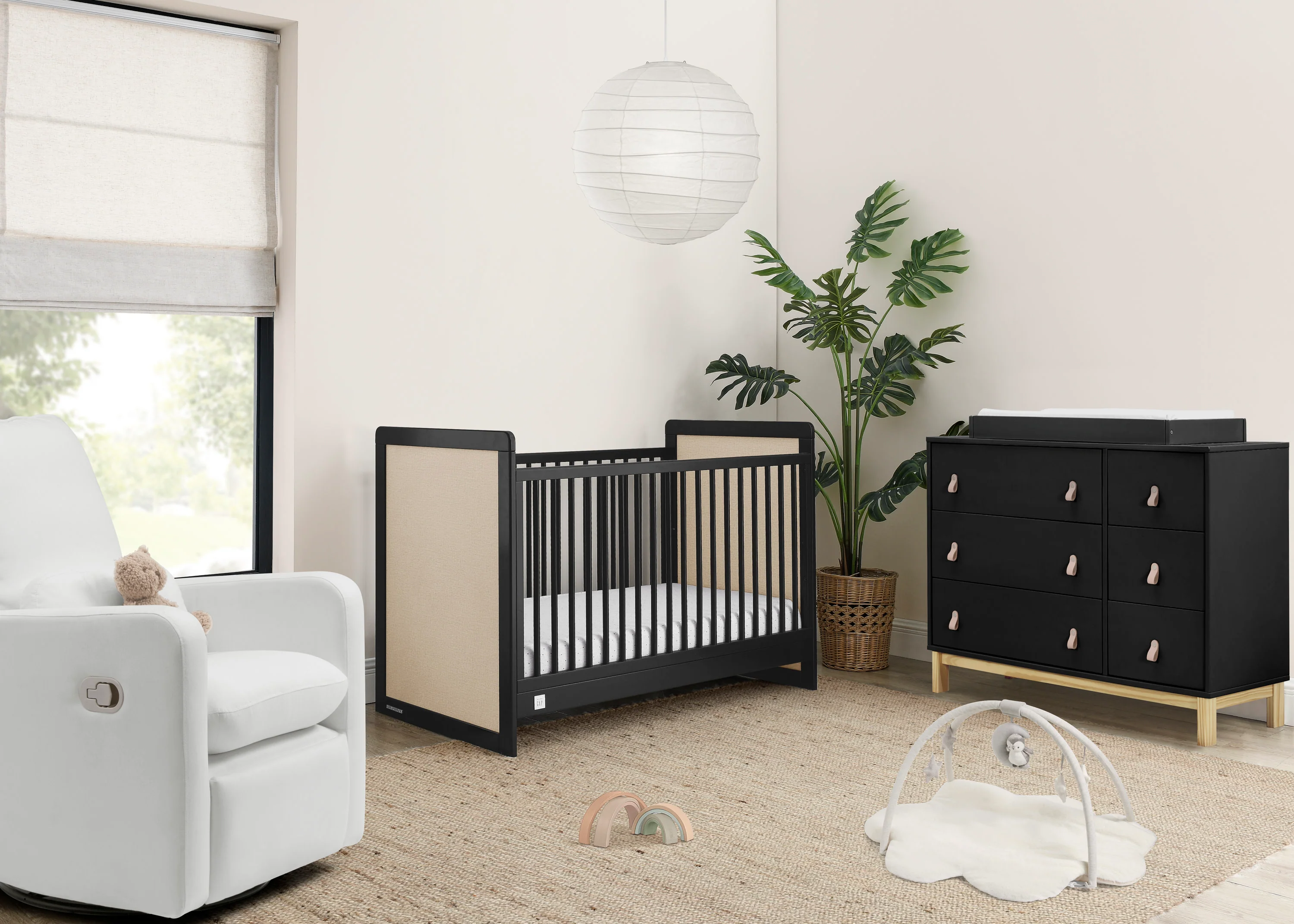 babyGap Liam 4-in-1 Convertible Crib - Image 10