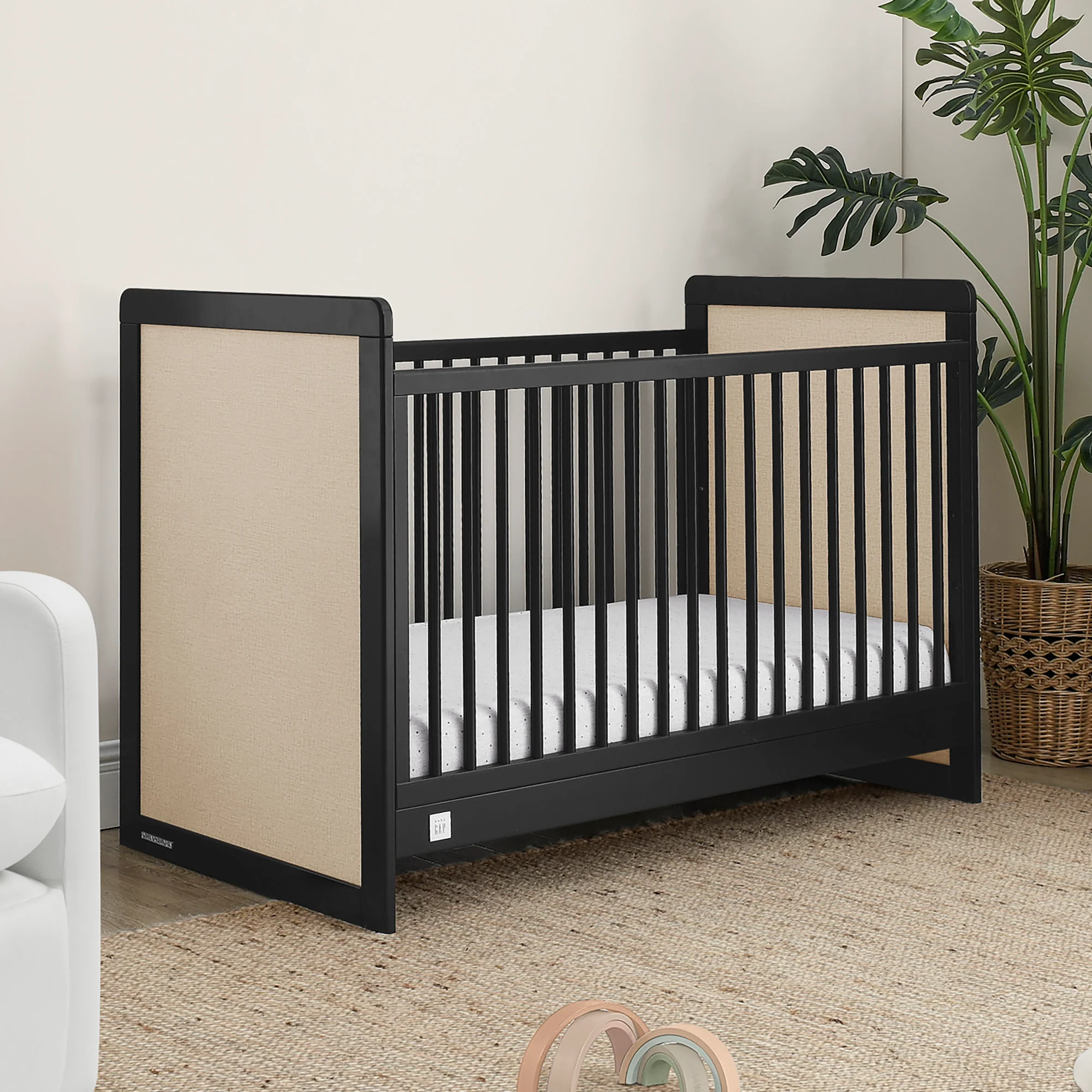 babyGap Liam 4-in-1 Convertible Crib - Image 17