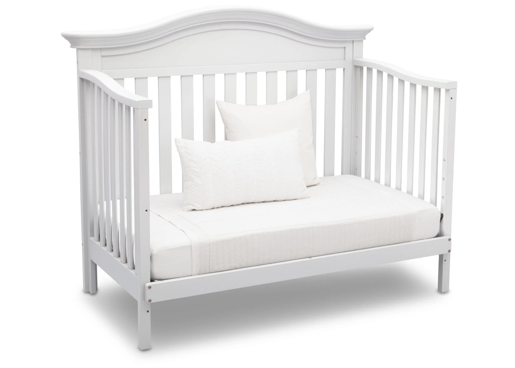 Banbury 4-in-1 Convertible Crib - Image 5