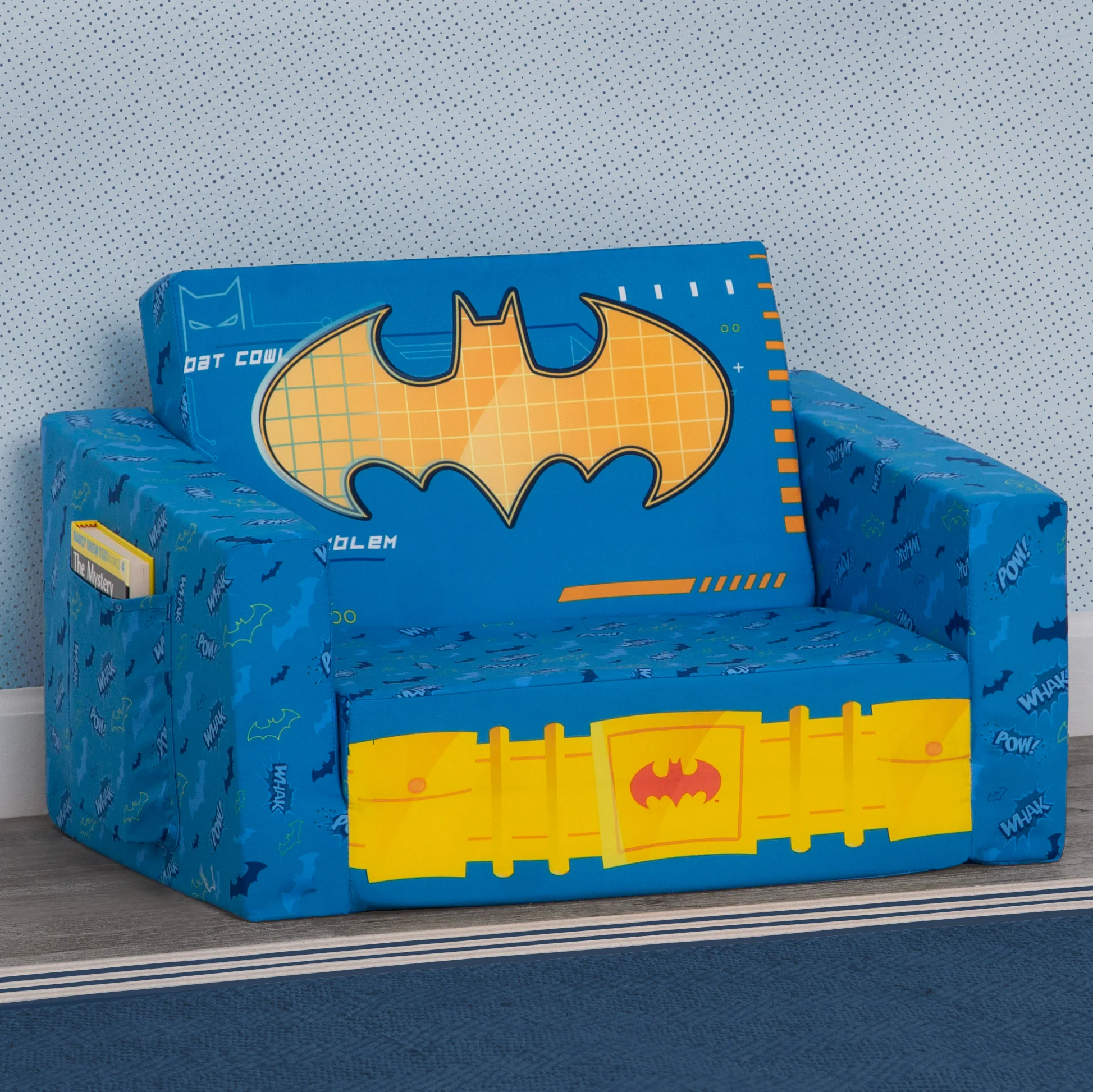Batman Cozee Flip-Out Chair - 2-in-1 Convertible Chair to Lounger for Kids - Image 6
