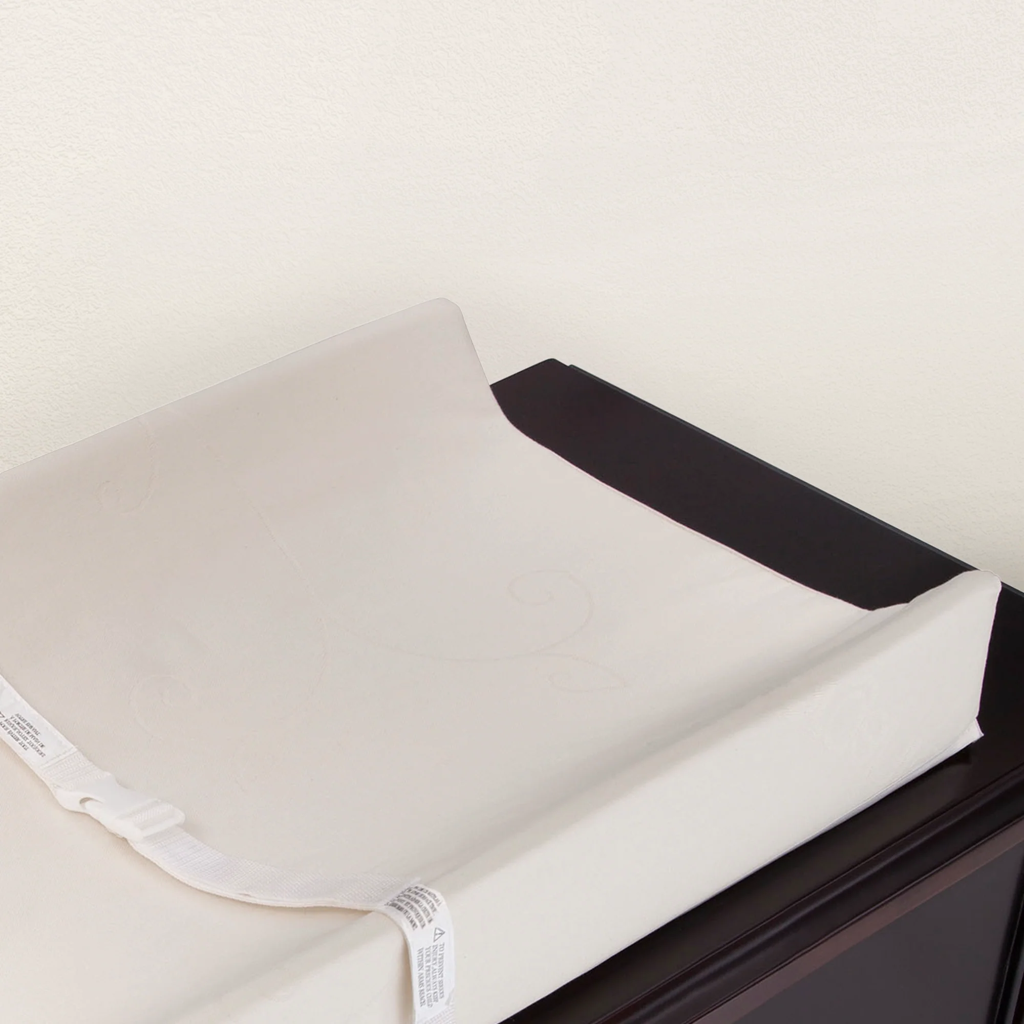 BeautySleep Natural Contoured Changing Pad - Image 5