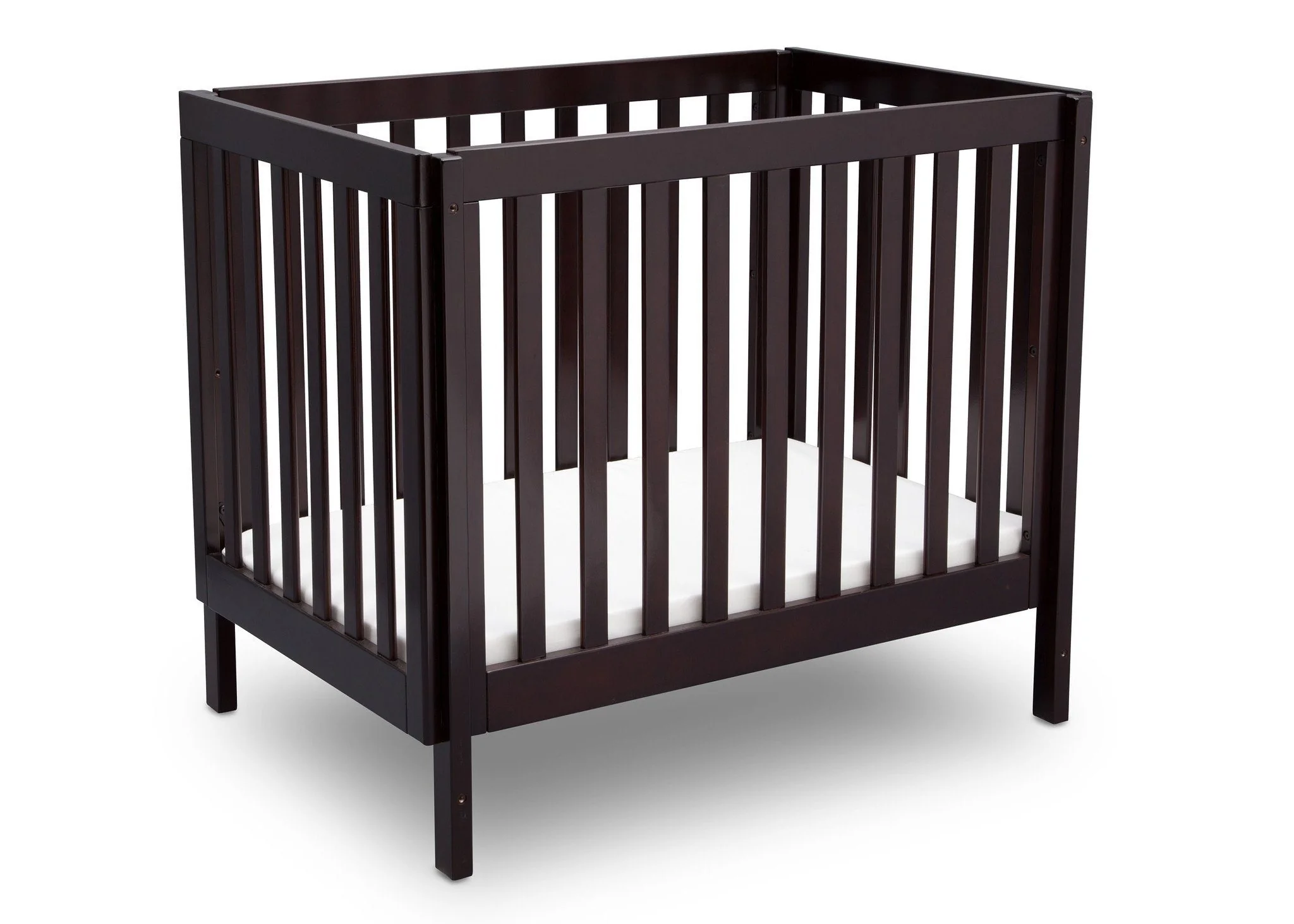 Bennington Elite Mini Crib with Mattress - Image 9