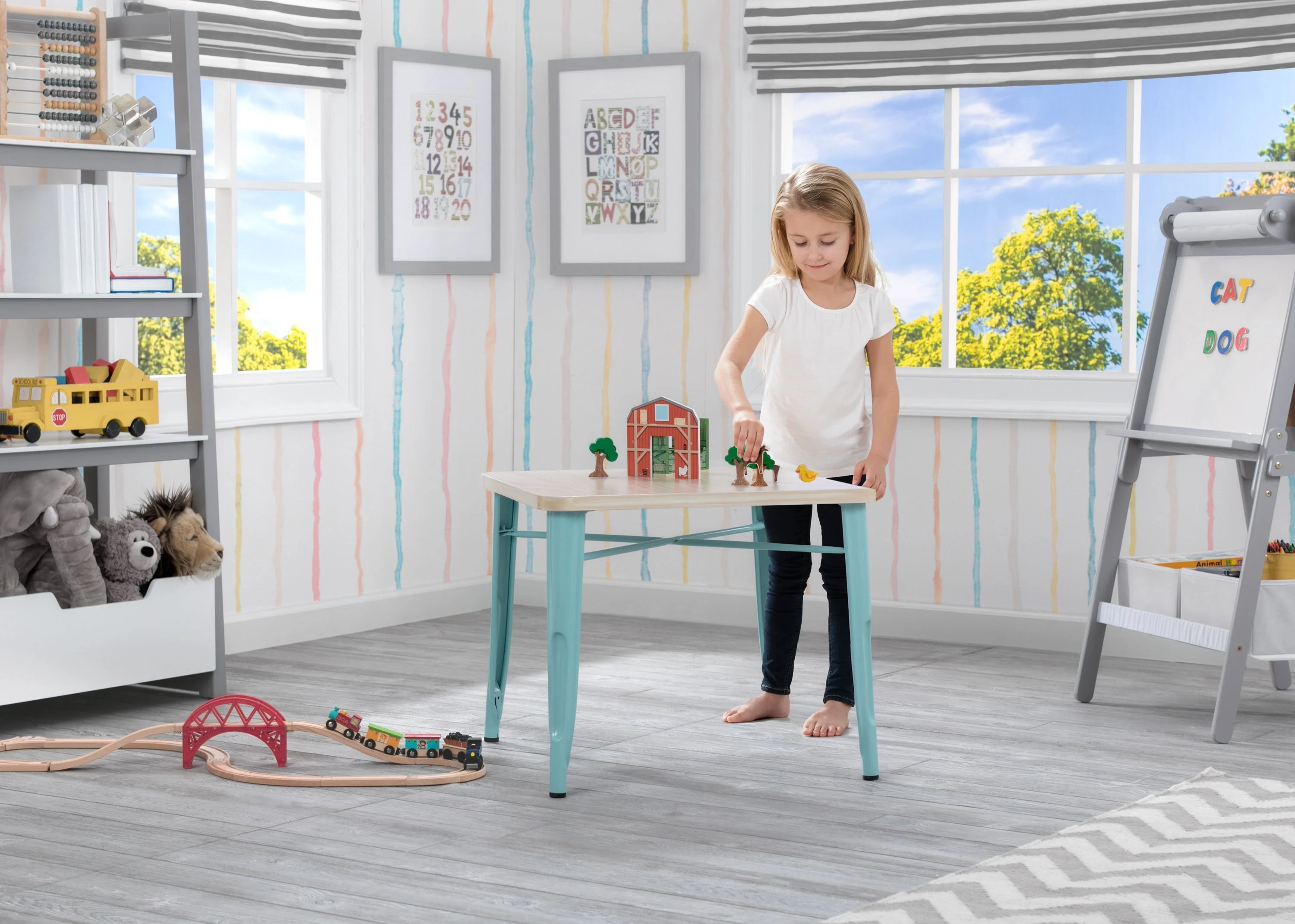Bistro Kids Play Table - Image 20