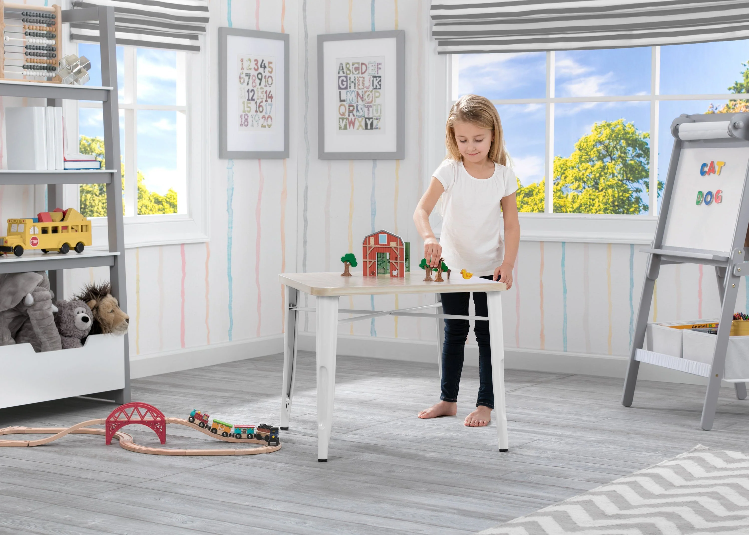 Bistro Kids Play Table - Image 9