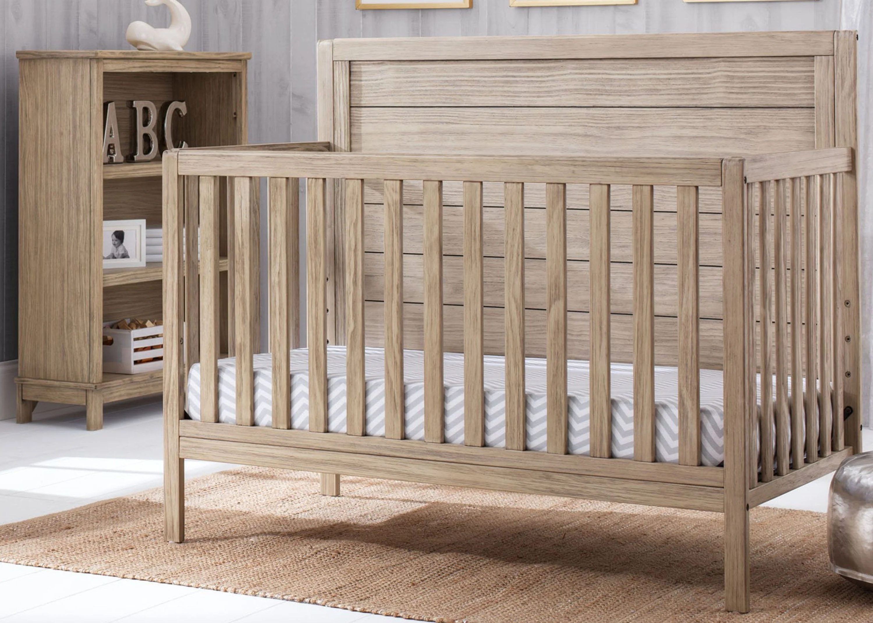 Cambridge 4-in-1 Convertible Crib - Image 8