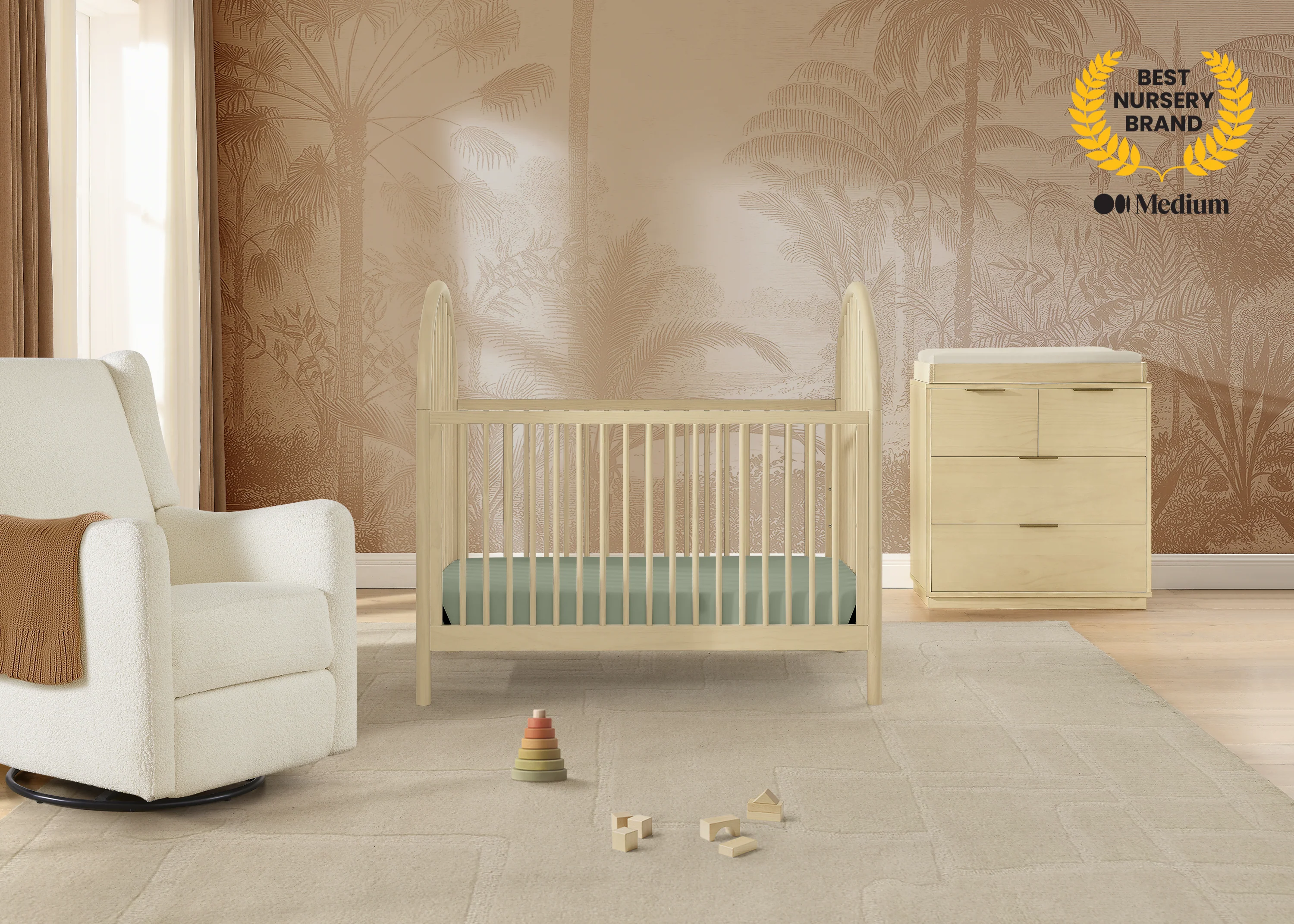 Cannon 4-in-1 Convertible Crib - Image 2