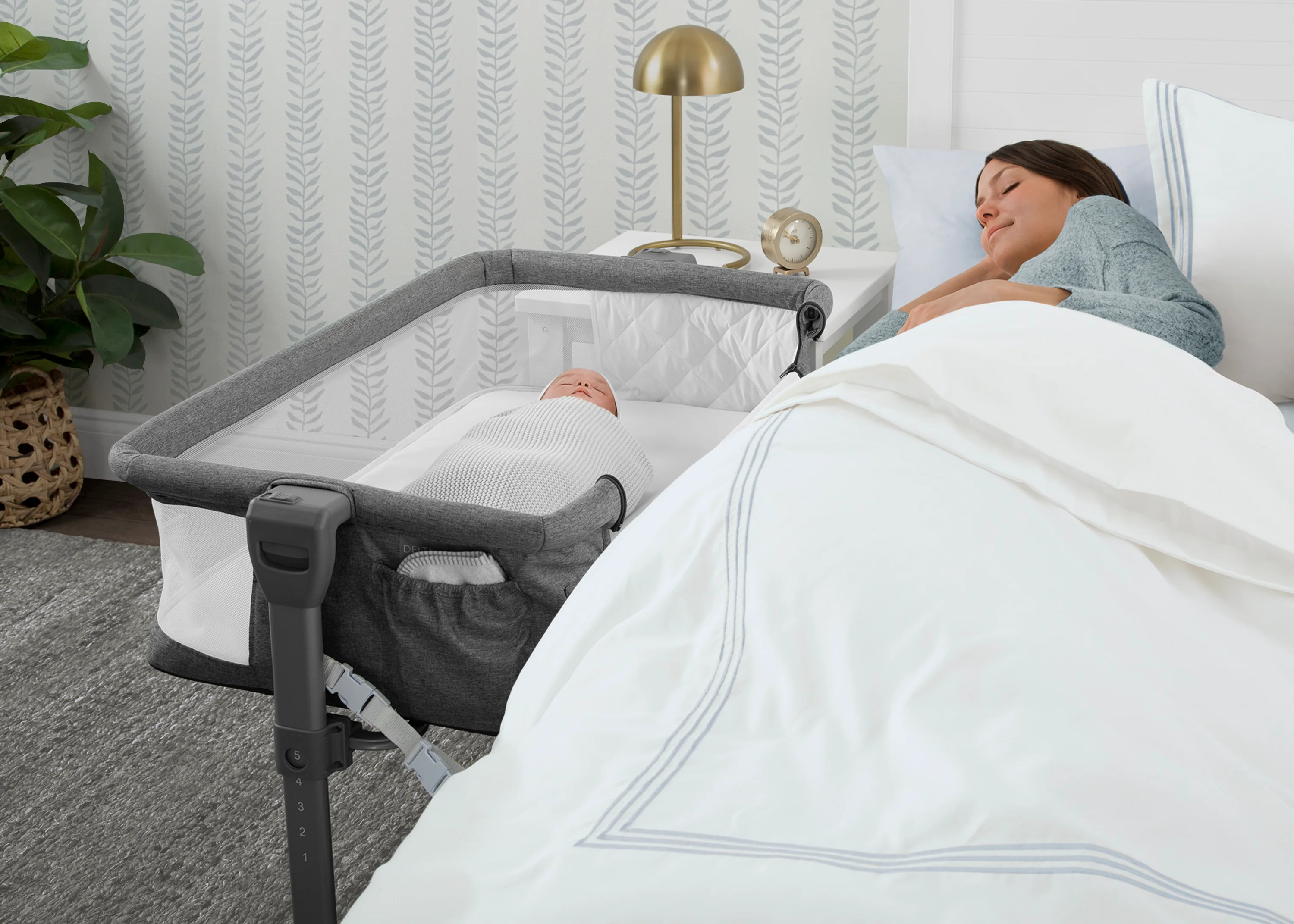 Close2Me Bedside Baby Bassinet - Image 7