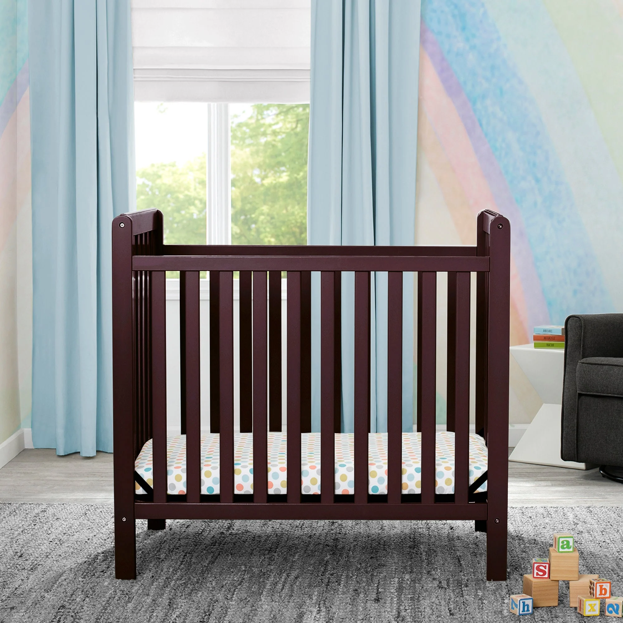 Classic Mini Crib with 2.75-inch Mattress - Convertible to Twin Bed - Image 5