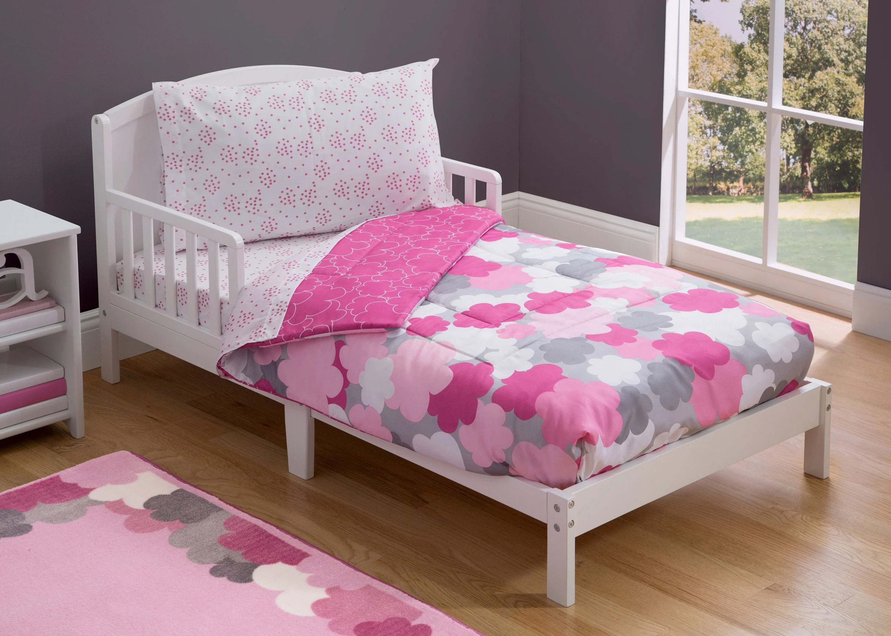 Girls 4-Piece Toddler Bedding Set - Image 2