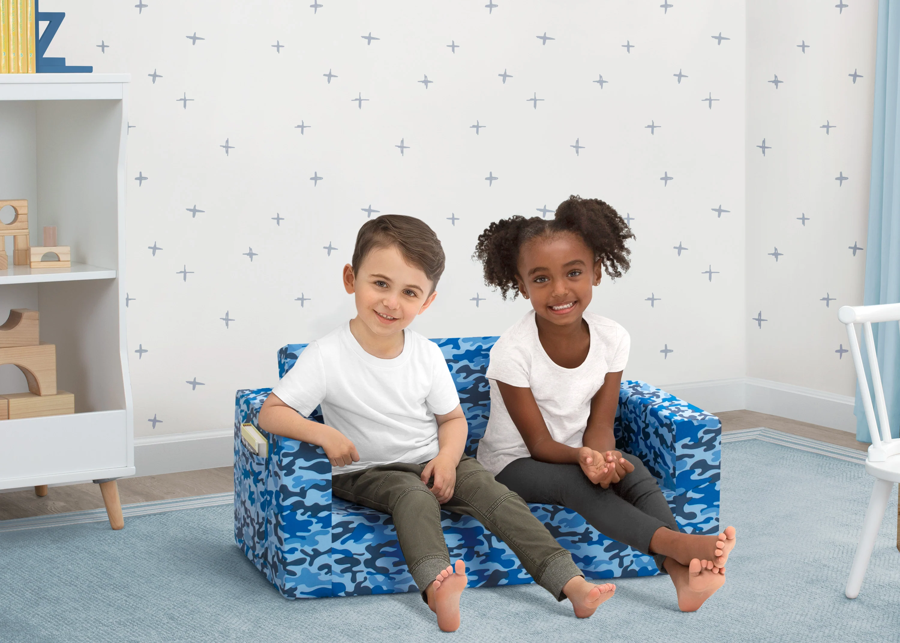 Cozee Flip-Out Sofa - 2-in-1 Convertible Sofa to Lounger for Kids