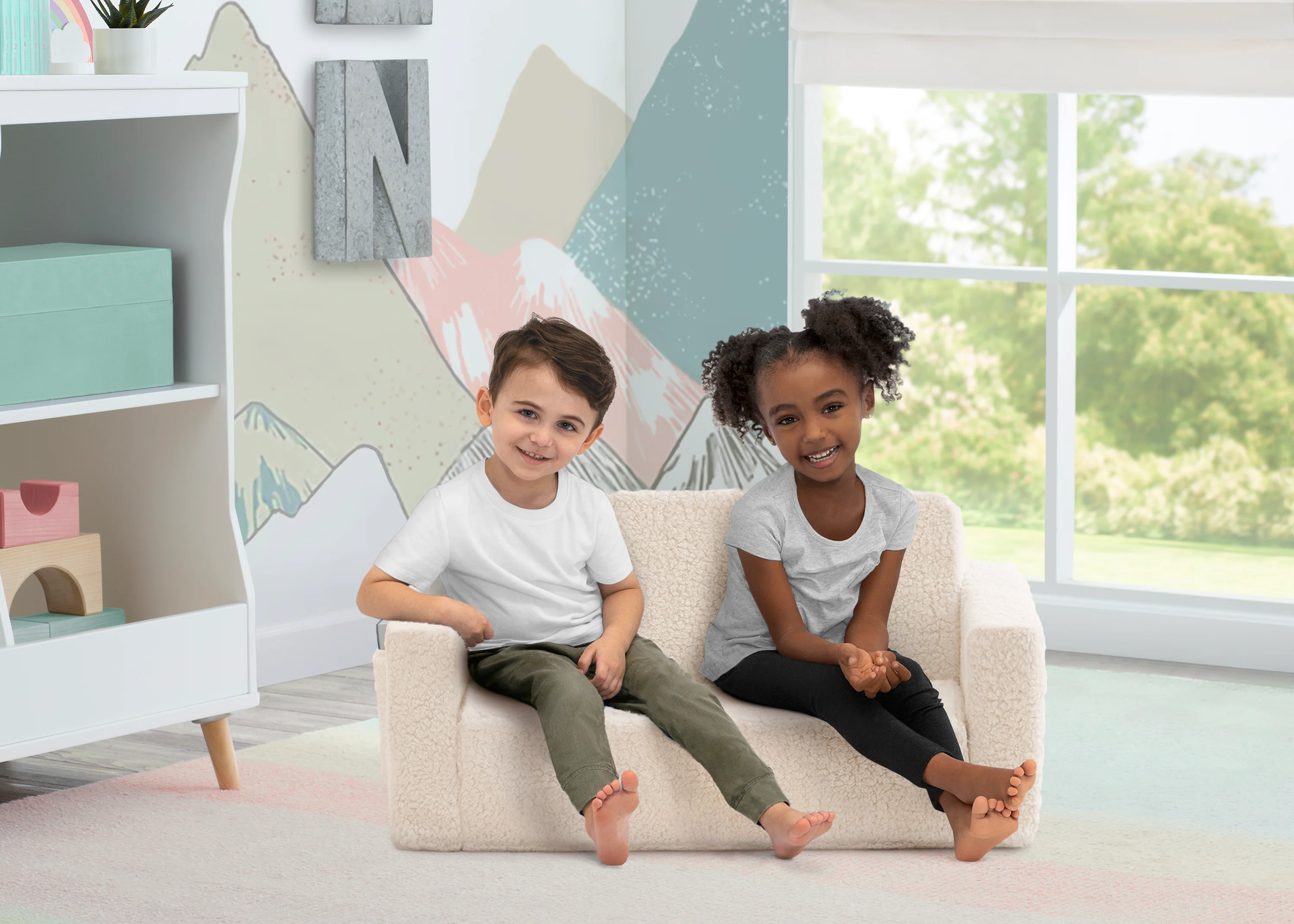 Cozee Flip-Out Sherpa 2-in-1 Convertible Sofa to Lounger for Kids - Image 9