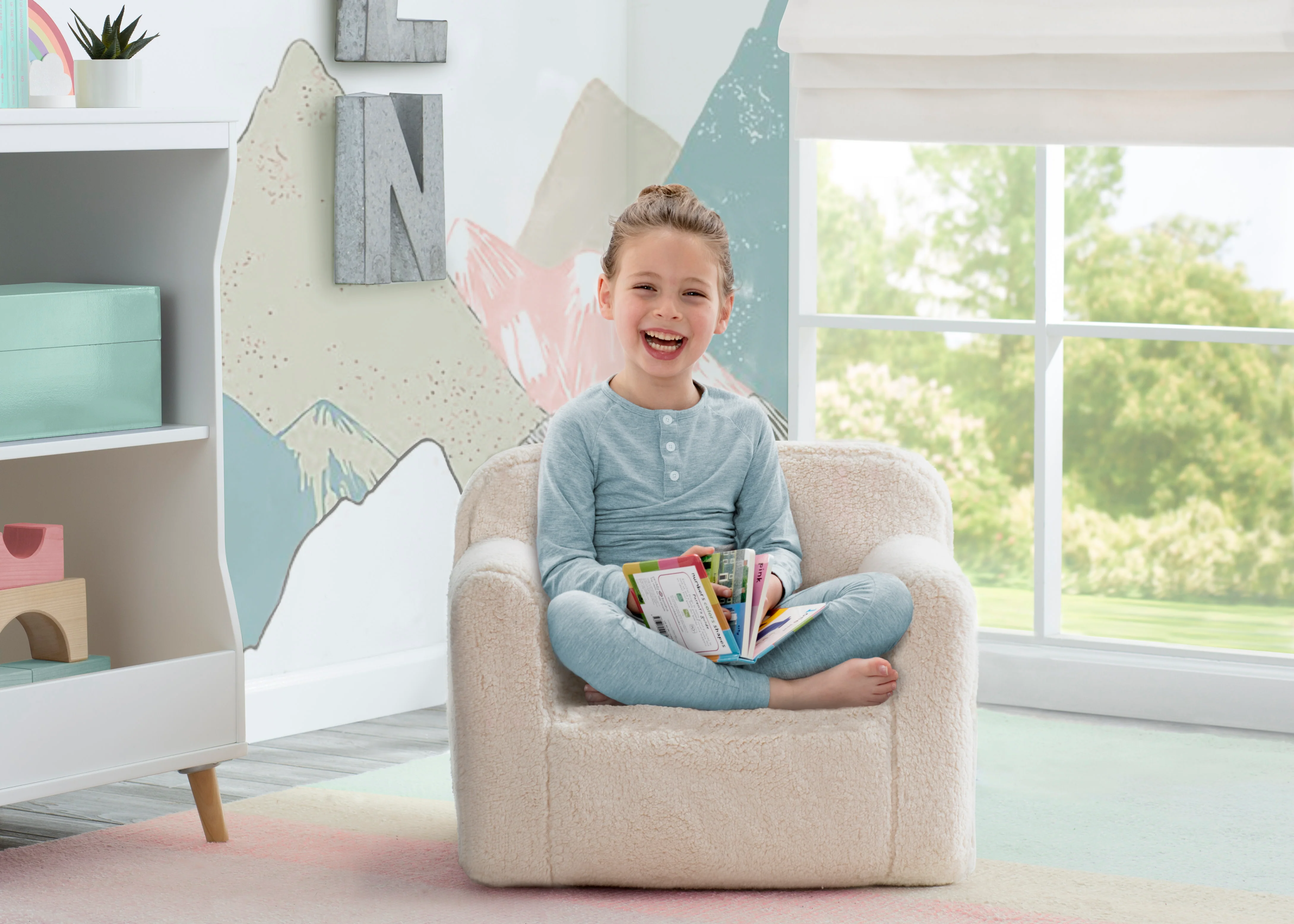 Cozee Sherpa Chair for Kids - Image 10
