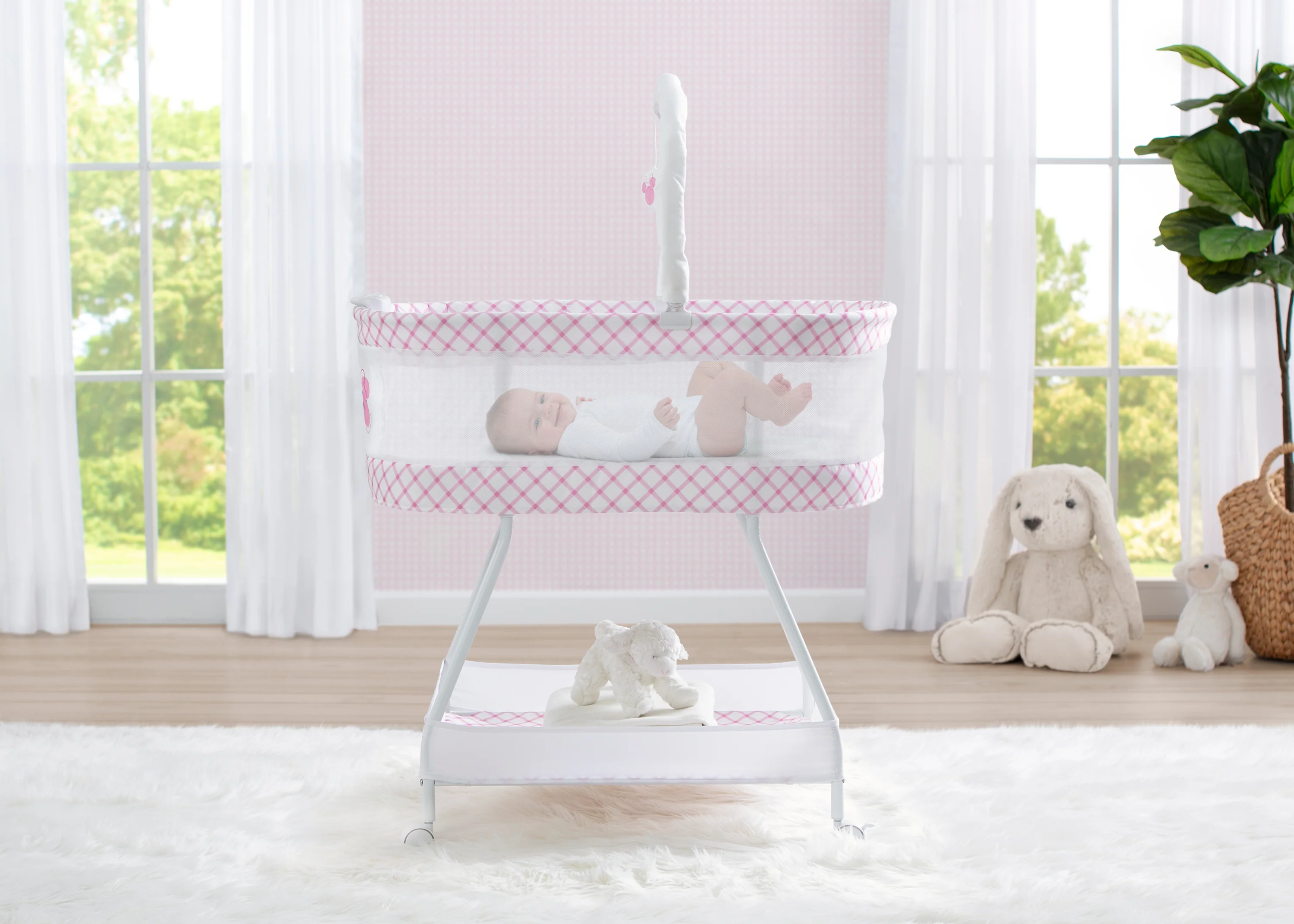 Minnie Mouse Sweet Dreams Bassinet