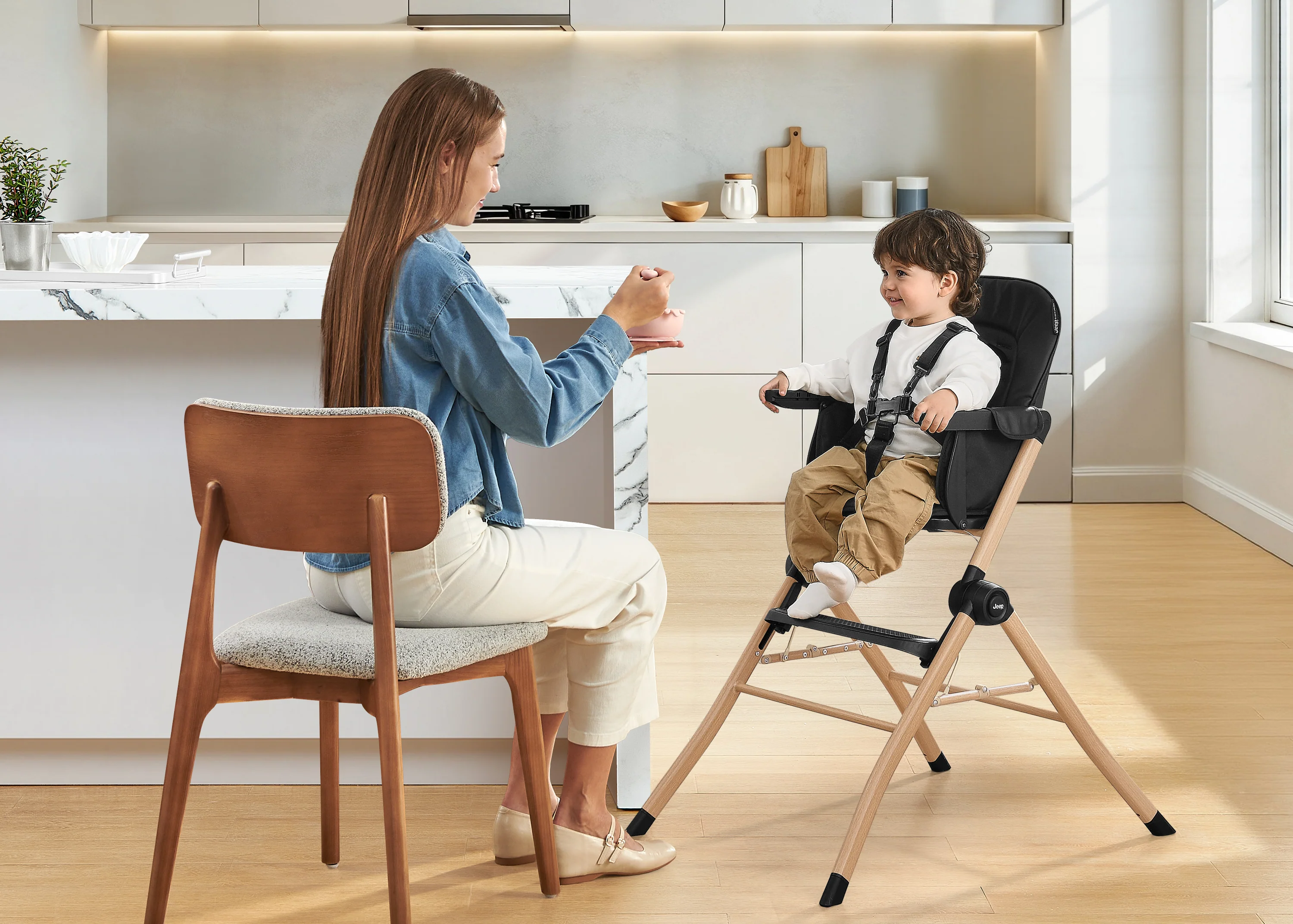 Dune Compact Travel High Chair - Image 7