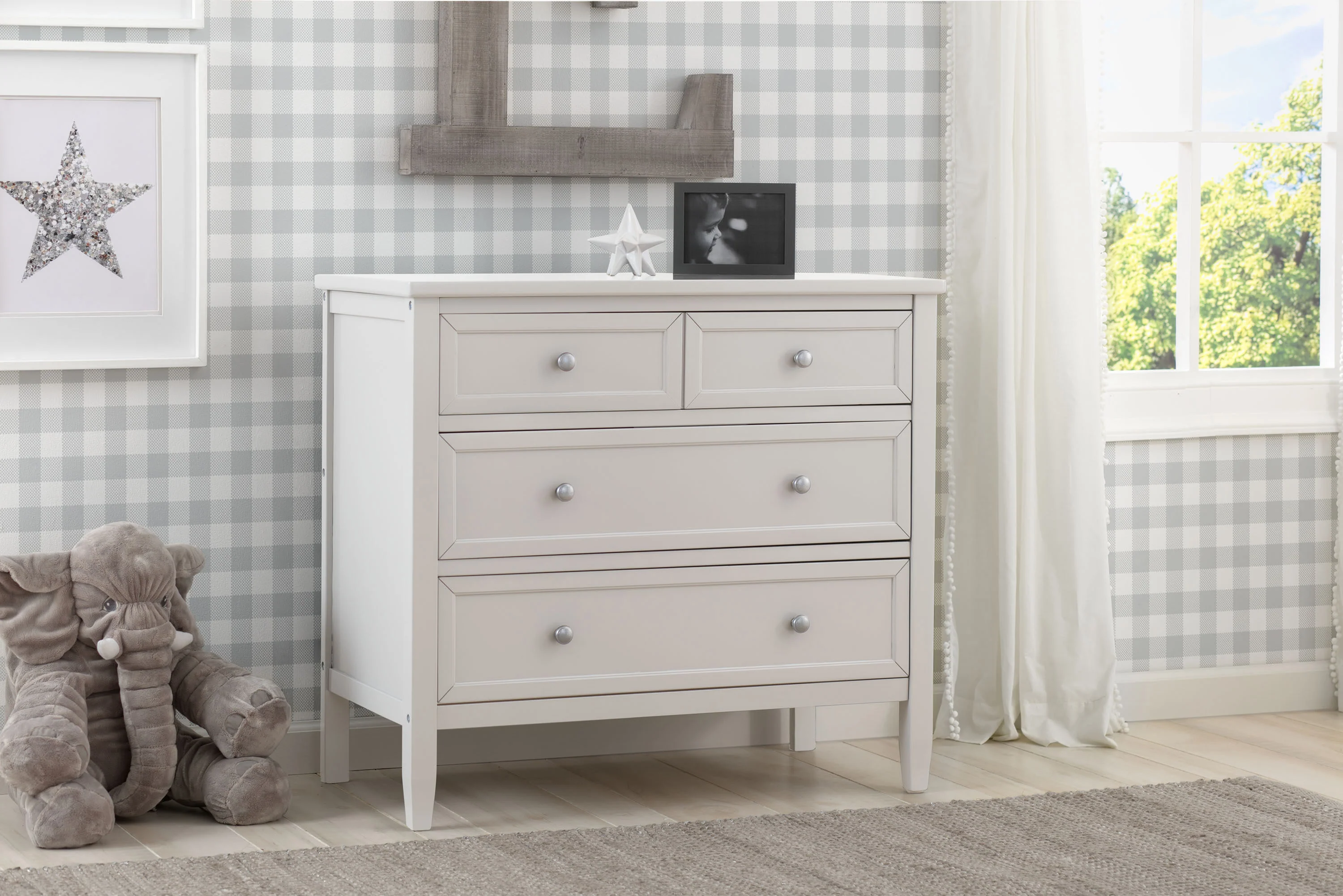 Epic 3 Drawer Dresser with Interlocking Drawers - Image 13