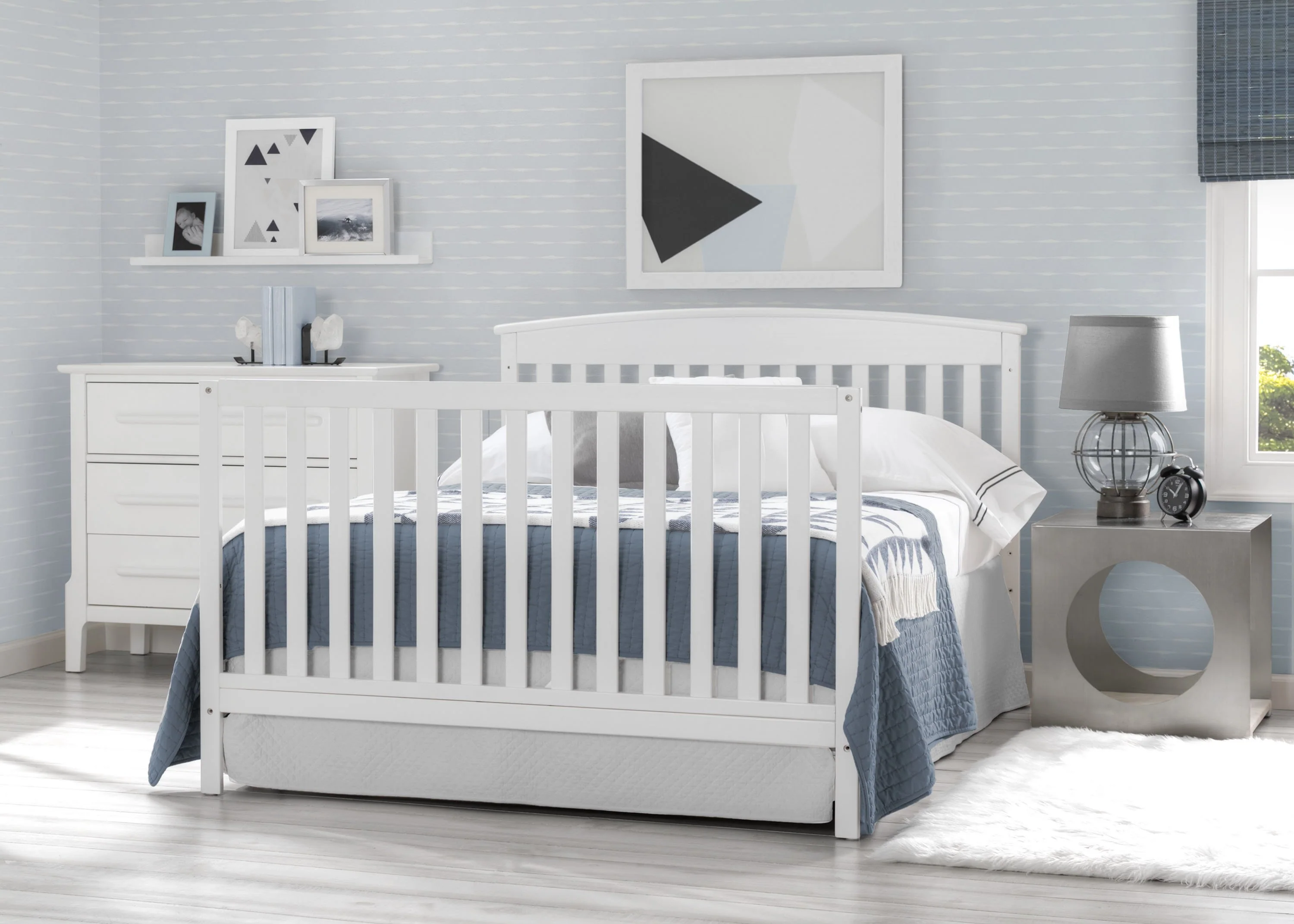 Finley 4-in-1 Convertible Baby Crib - Image 3