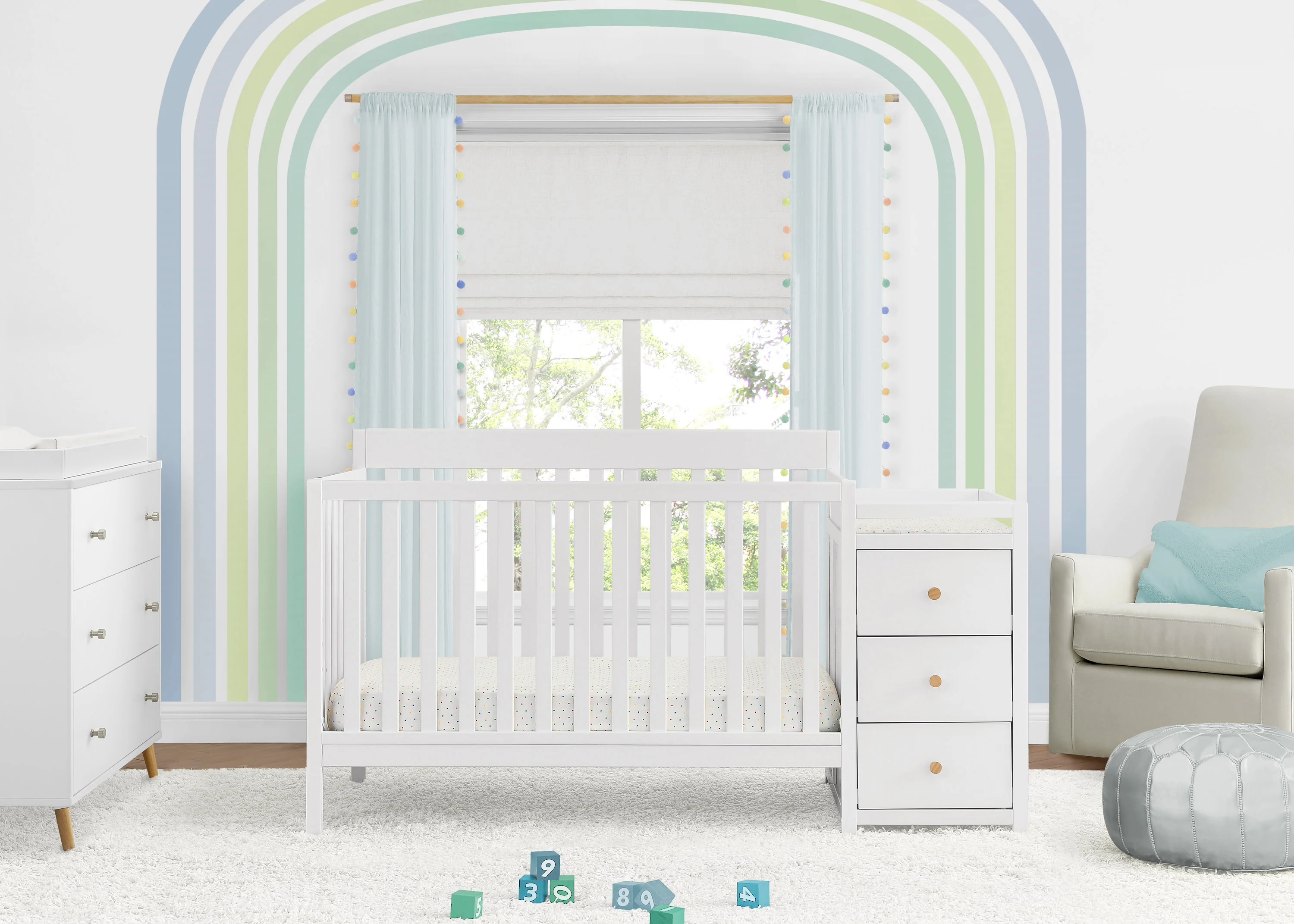 Flynn 5-in-1 Convertible Crib and Changer
