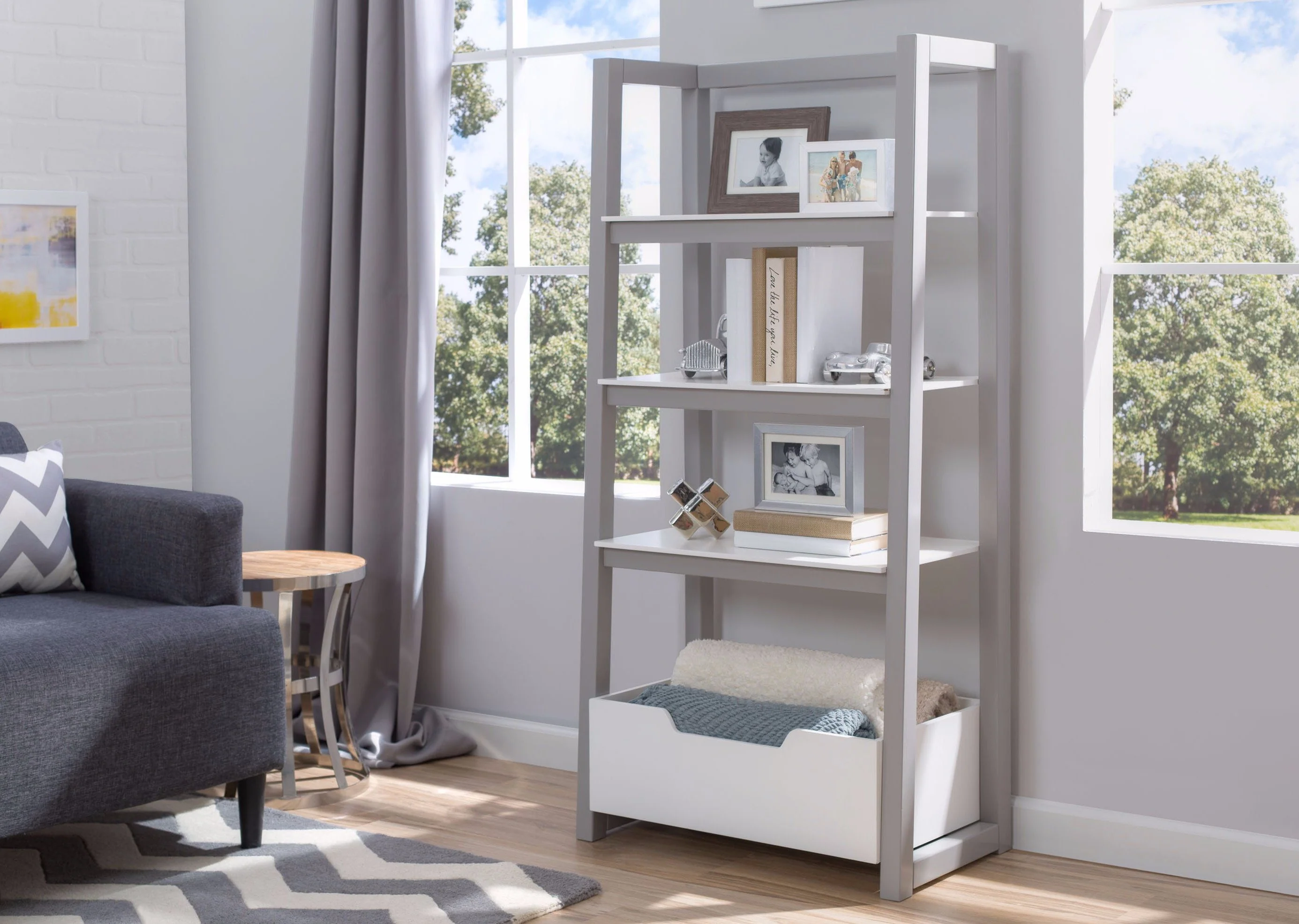 Gateway Ladder Shelf - Image 2