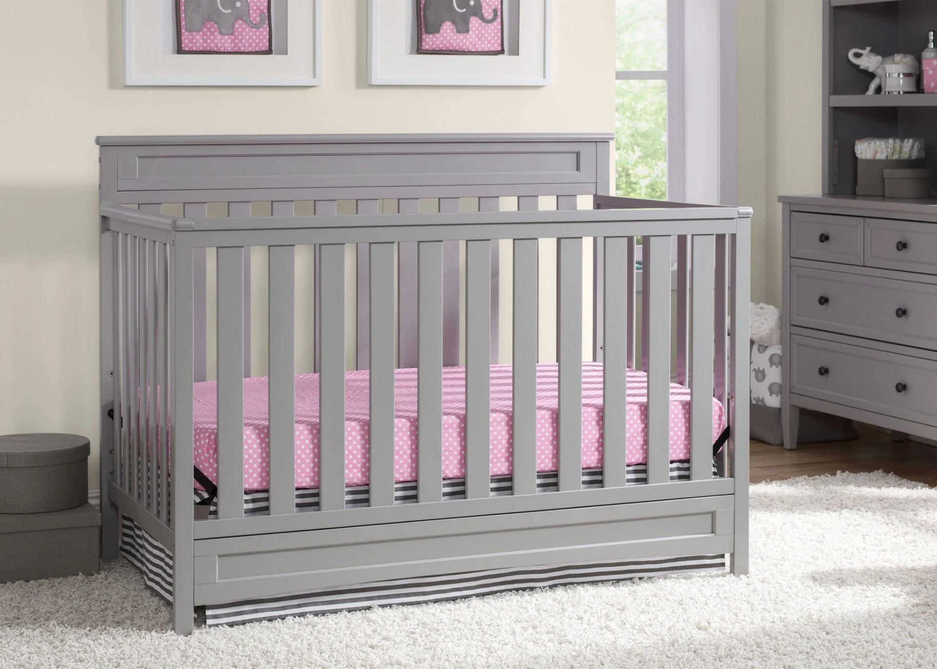 Geneva 4-in-1 Crib - Image 2