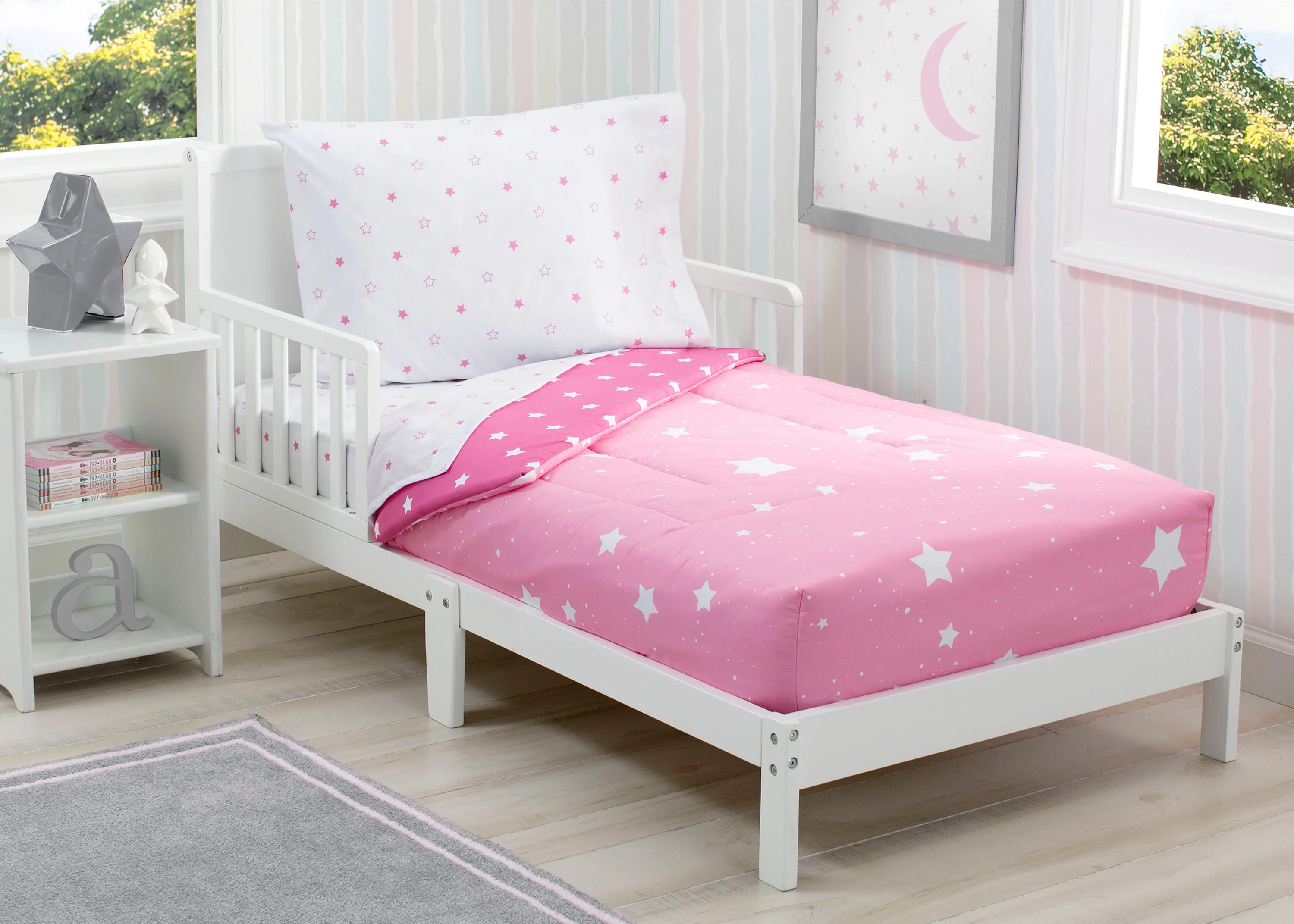 Girls 4-Piece Toddler Bedding Set - Image 4