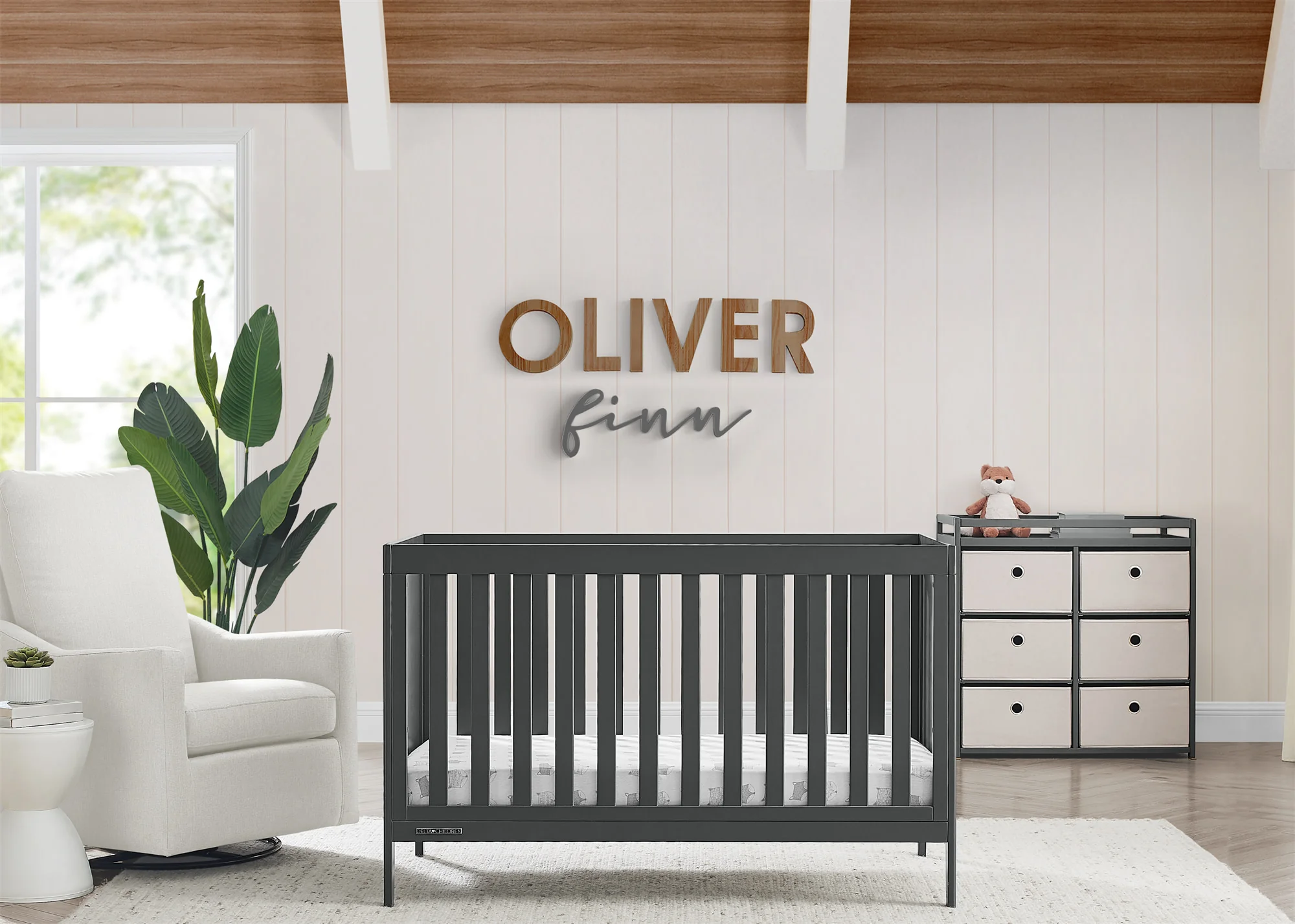 Hayes 4-in-1 Convertible Crib