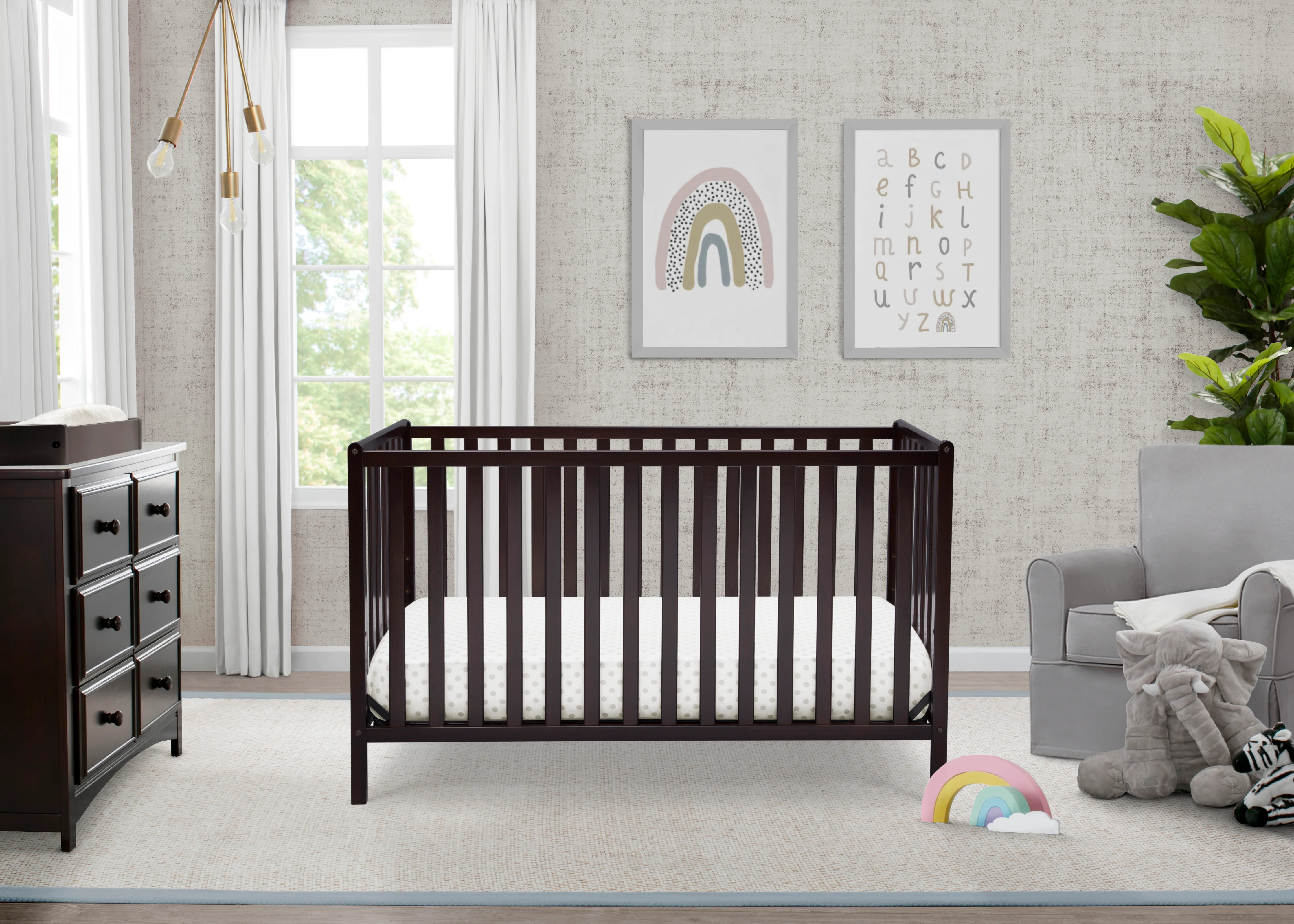Heartland 4-in-1 Convertible Crib