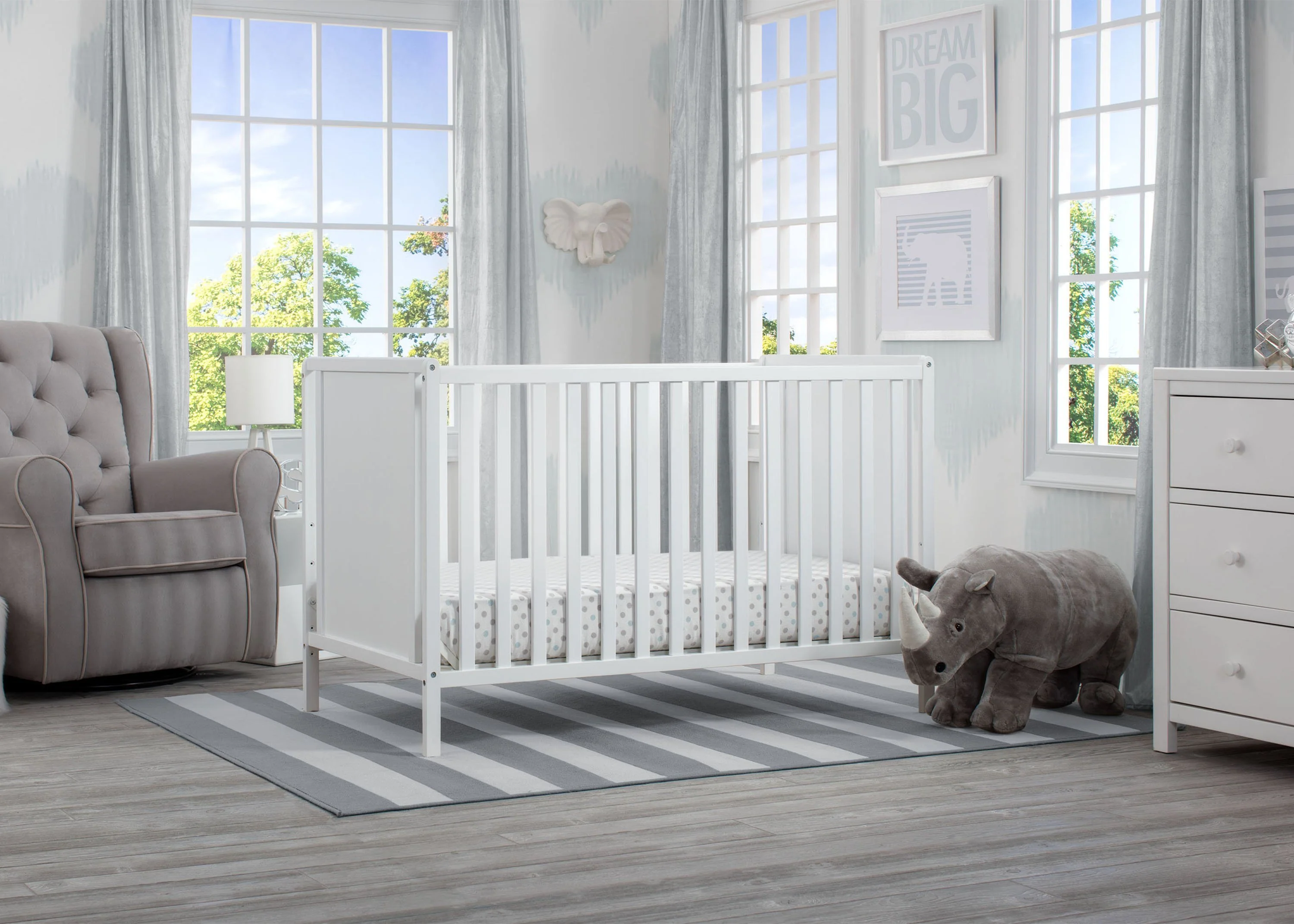 Heartland Classic 4-in-1 Convertible Crib - Image 16