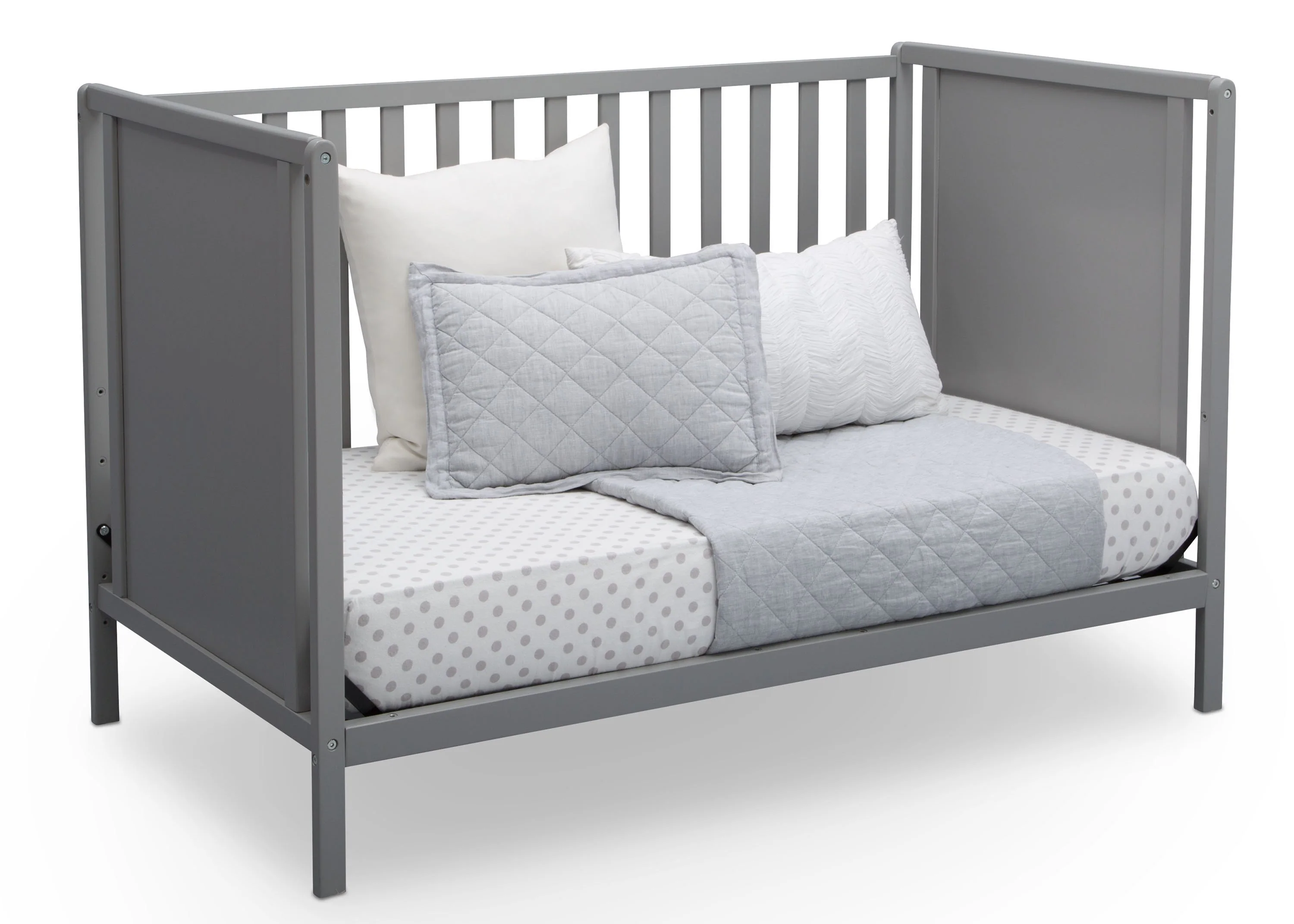 Heartland Classic 4-in-1 Convertible Crib - Image 6