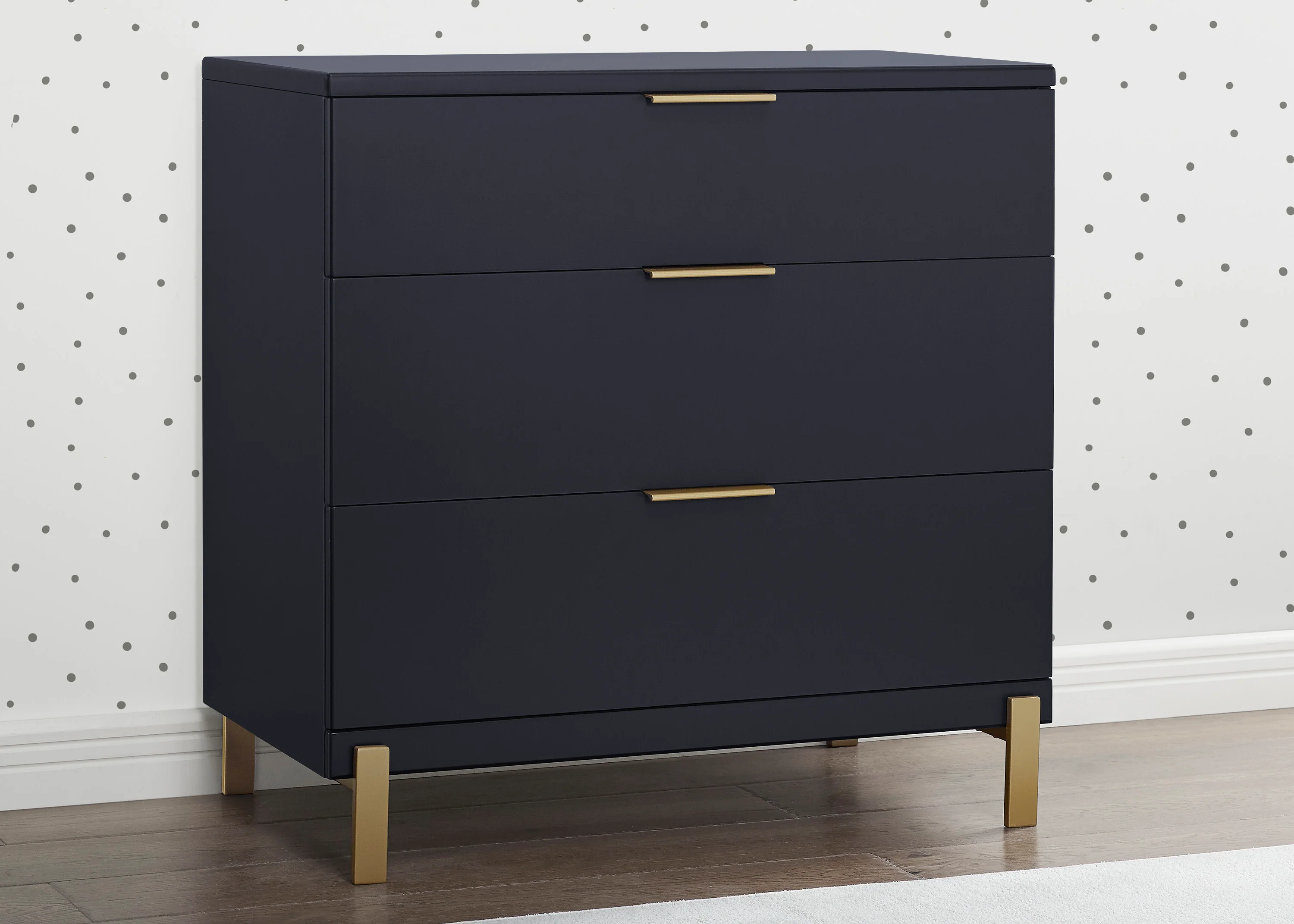 Hendrix 3 Drawer Dresser - Image 15