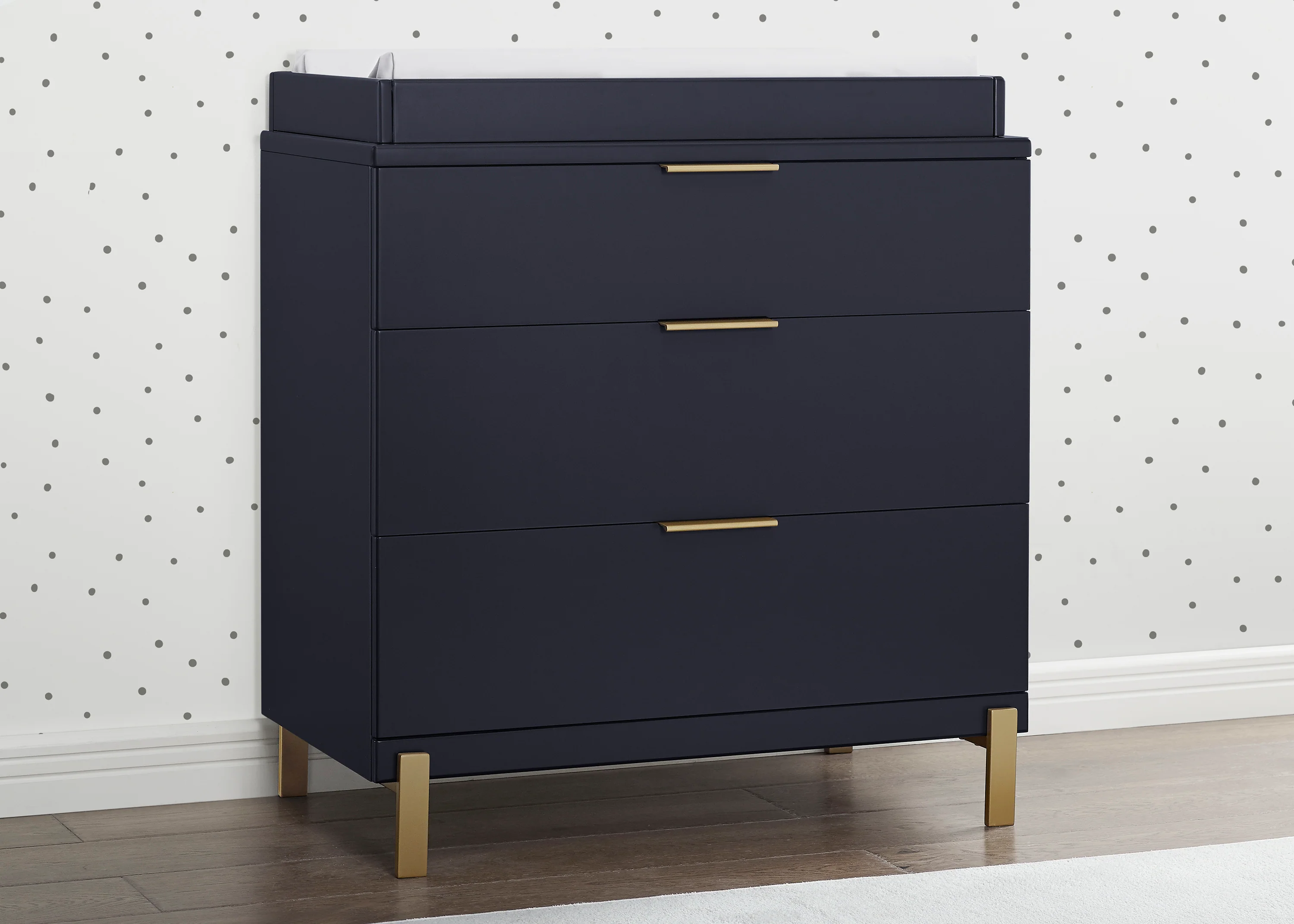 Hendrix 3 Drawer Dresser - Image 17