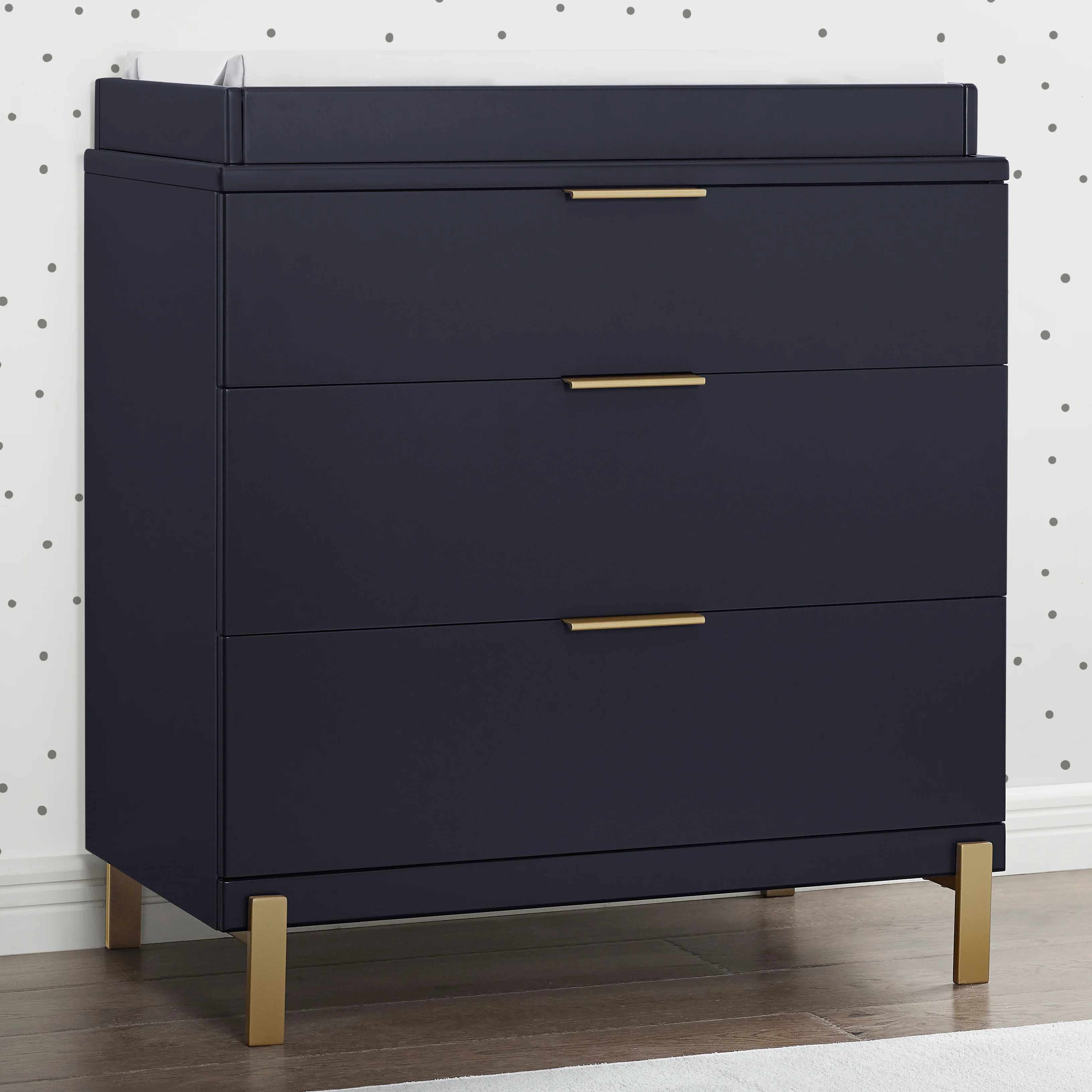 Hendrix 3 Drawer Dresser - Image 18