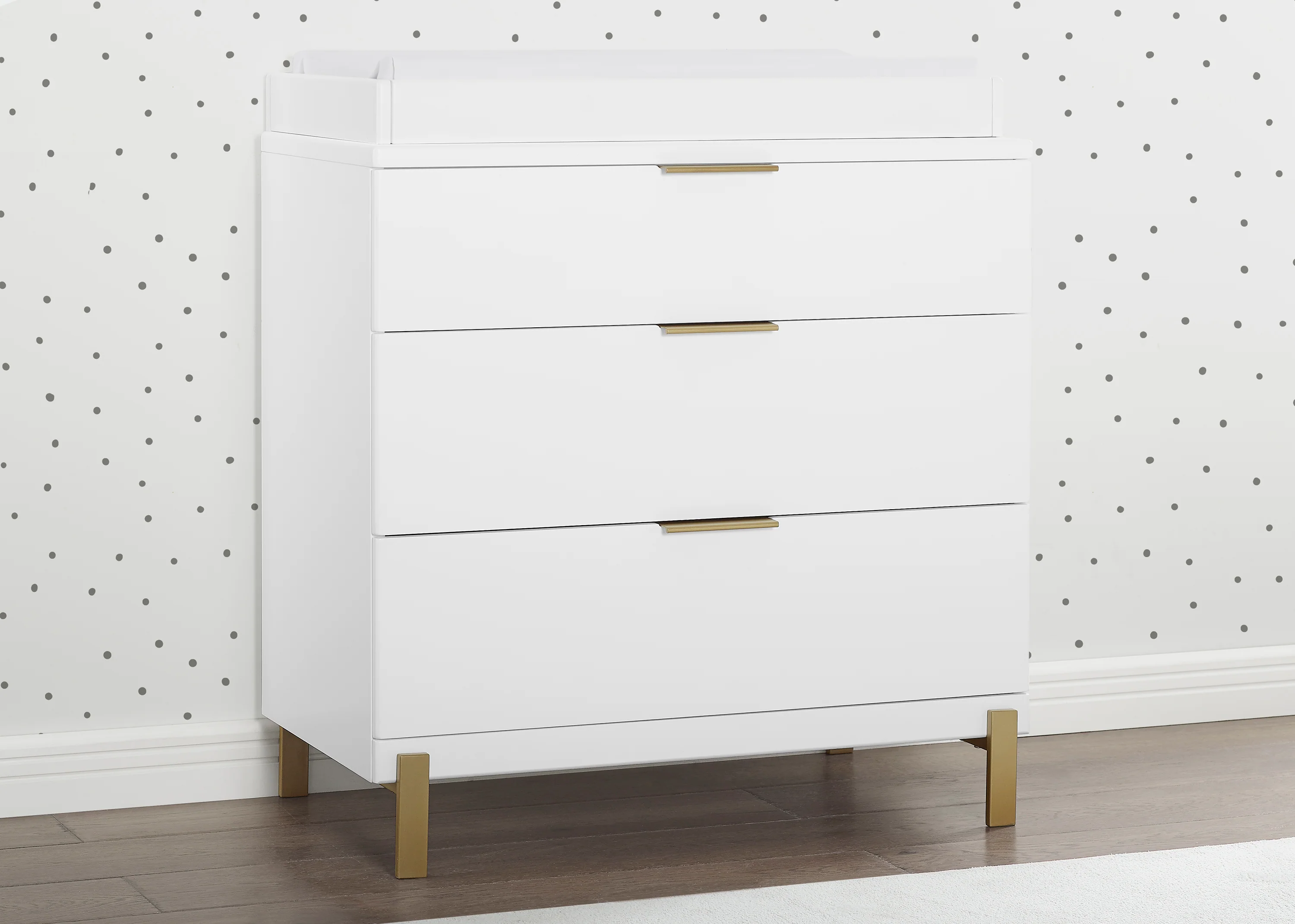 Hendrix 3 Drawer Dresser - Image 2