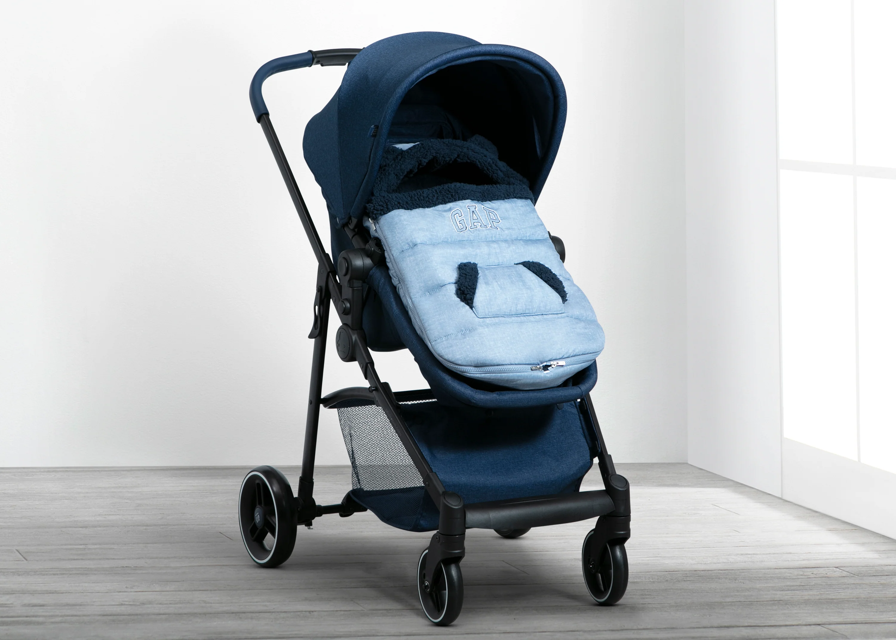 babyGap Infant Stroller Footmuff - Image 31