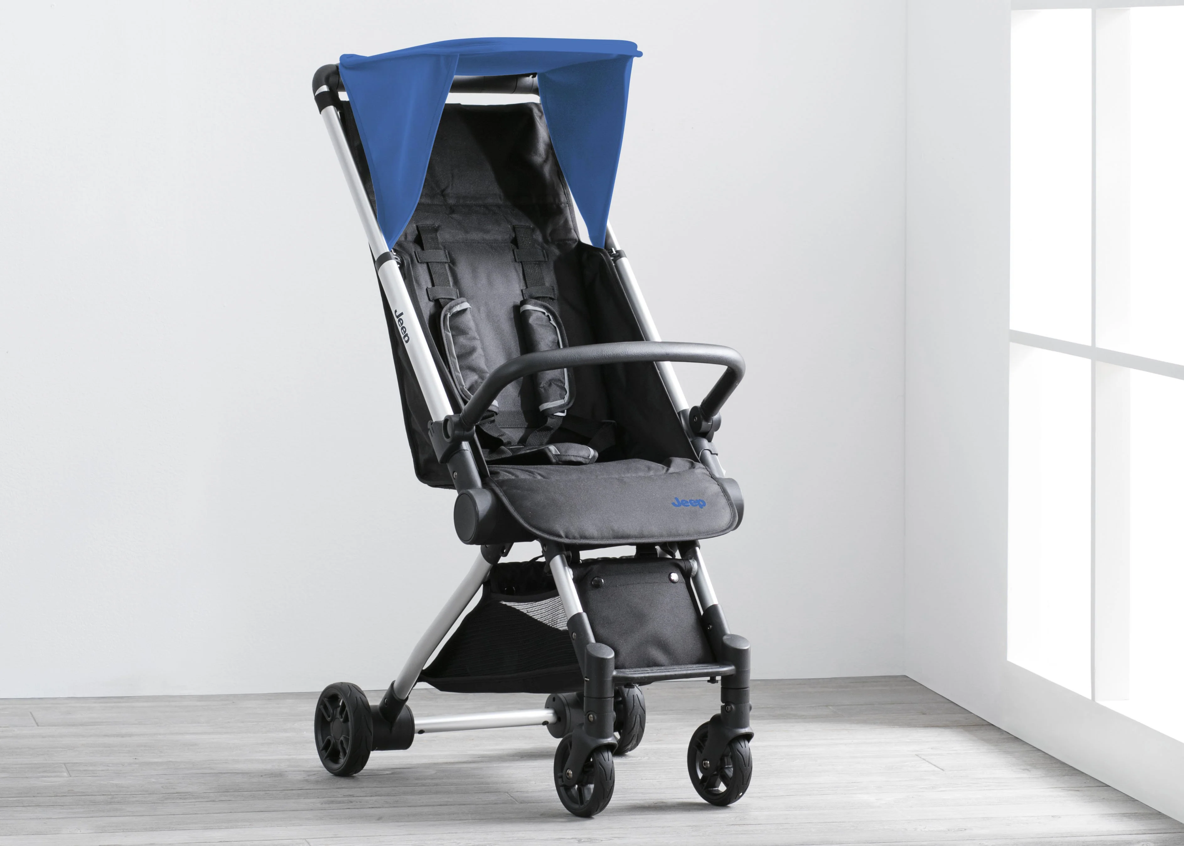 Arrow Travel Stroller - Image 8