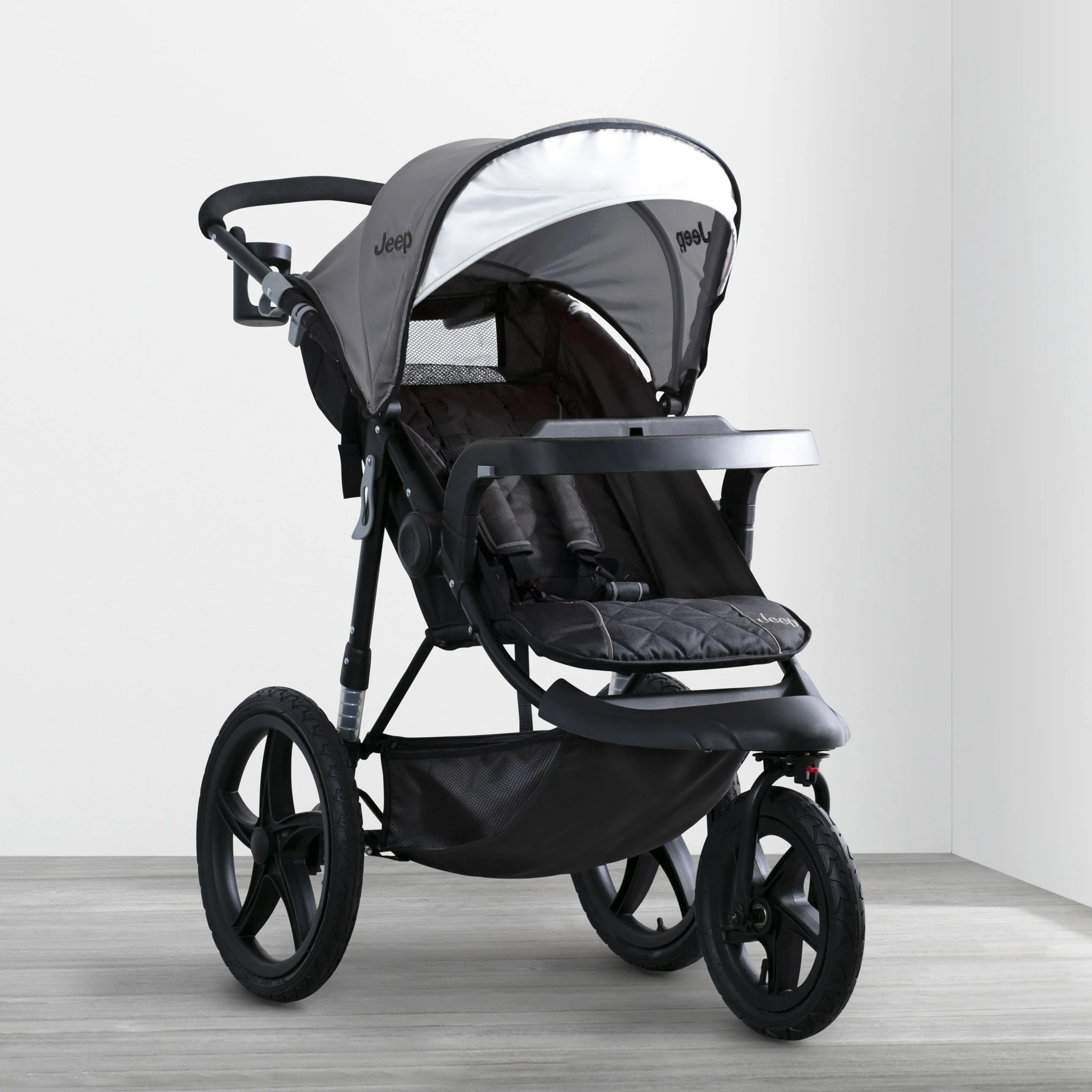 Jeep® Classic Jogging Stroller - Image 8