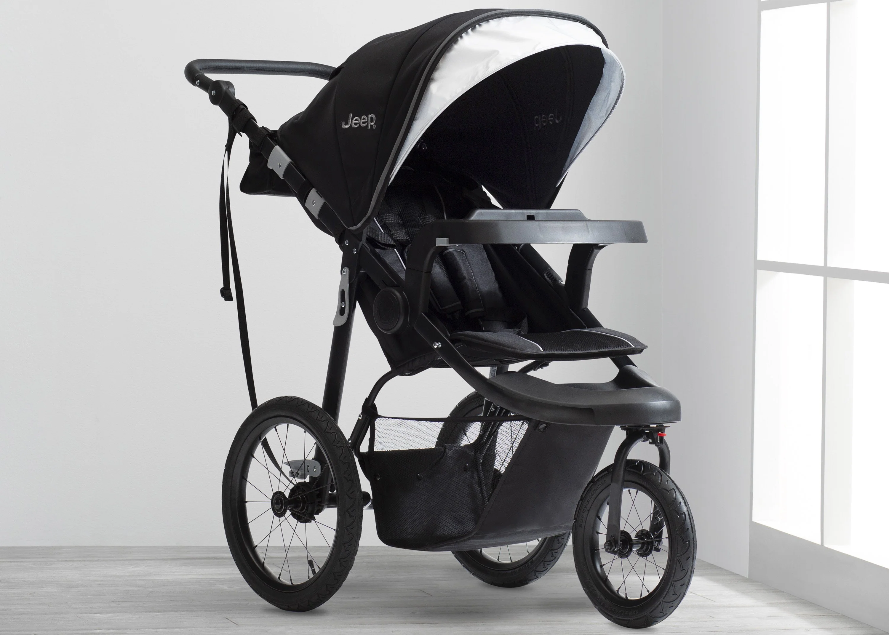 Jeep Hydro Sport Plus Jogger - Image 2