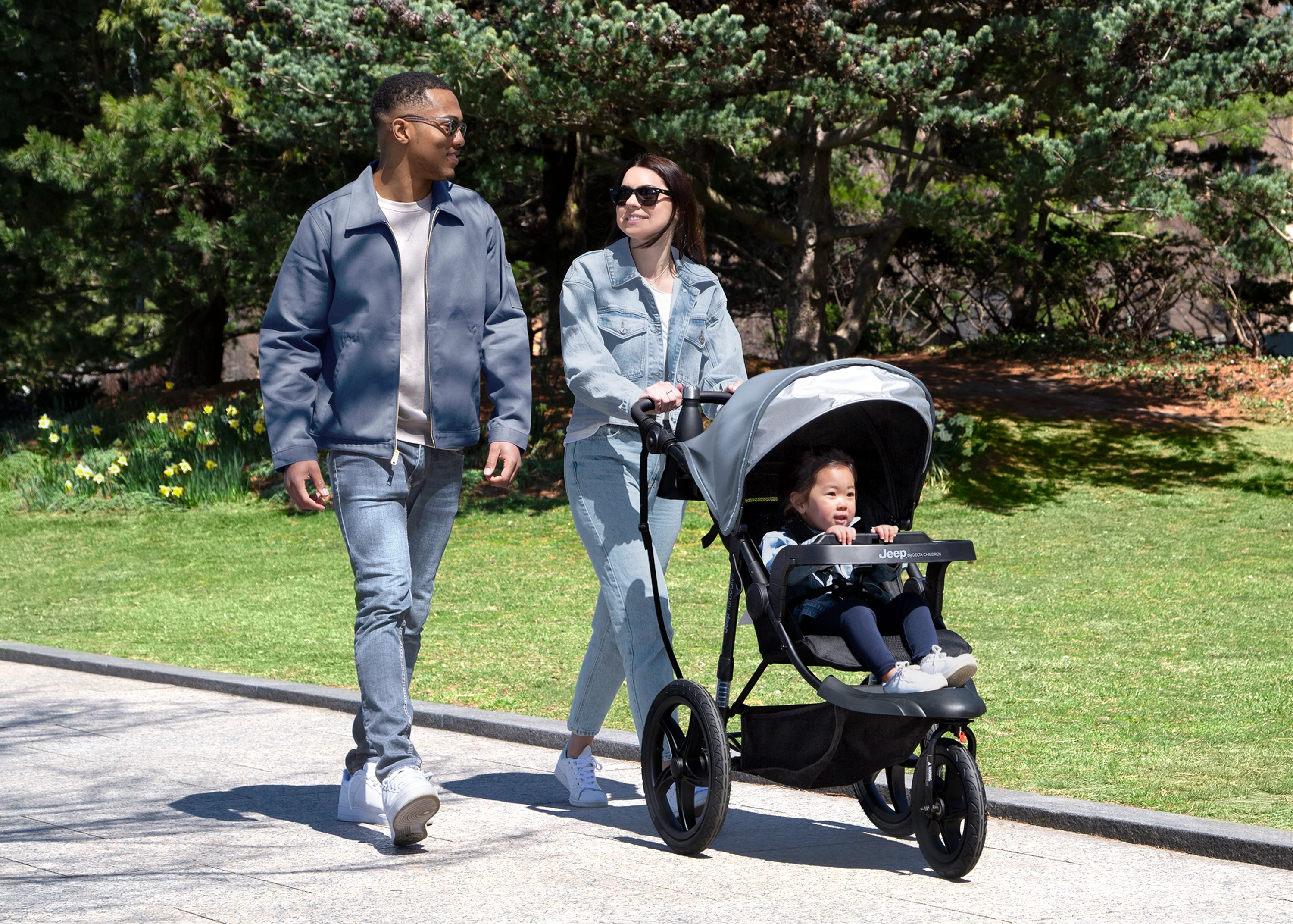 Jeep TurboGlyde Jogging Stroller - Image 13