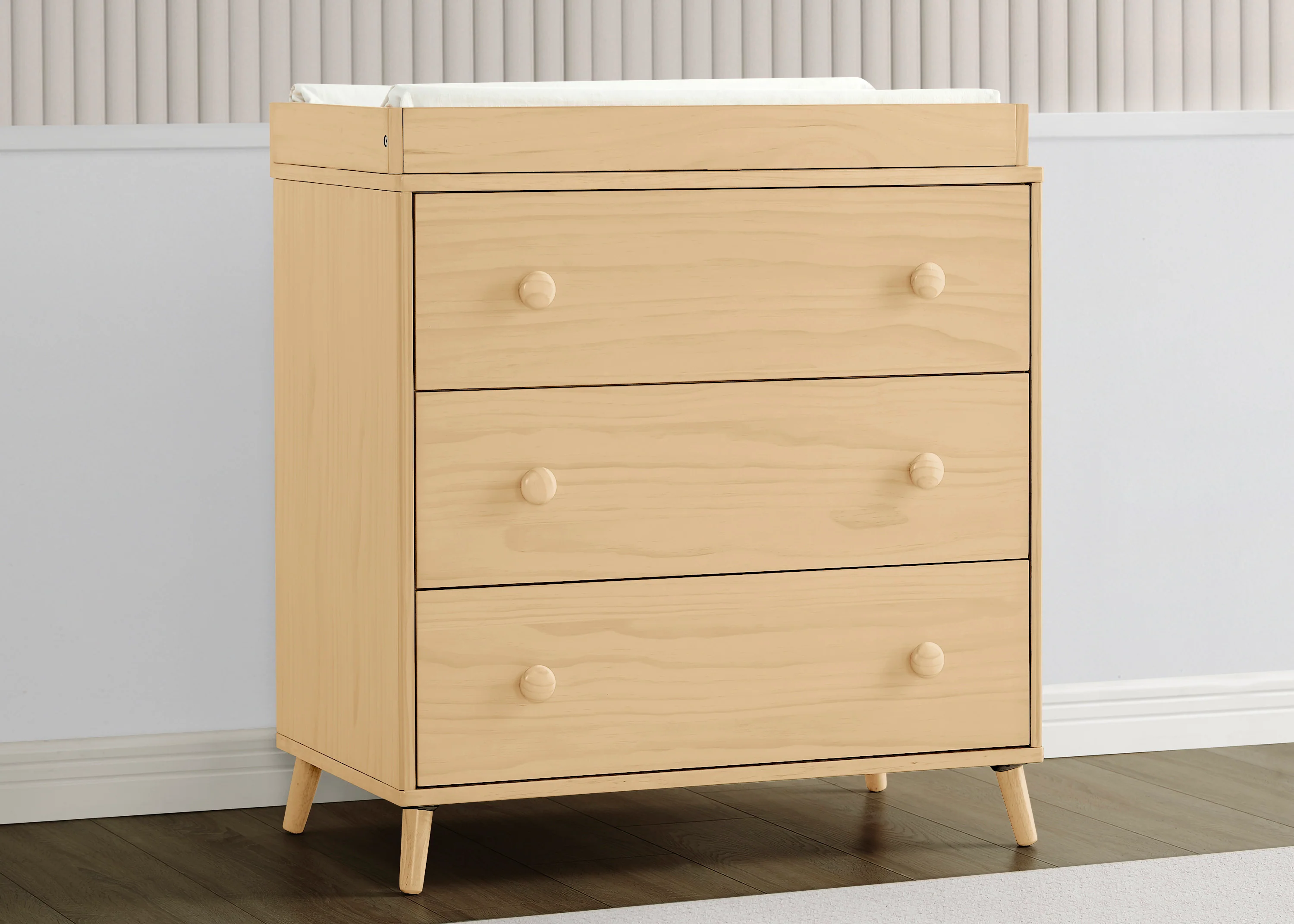 Jordan 3 Drawer Dresser with Interlocking Drawers - Image 27