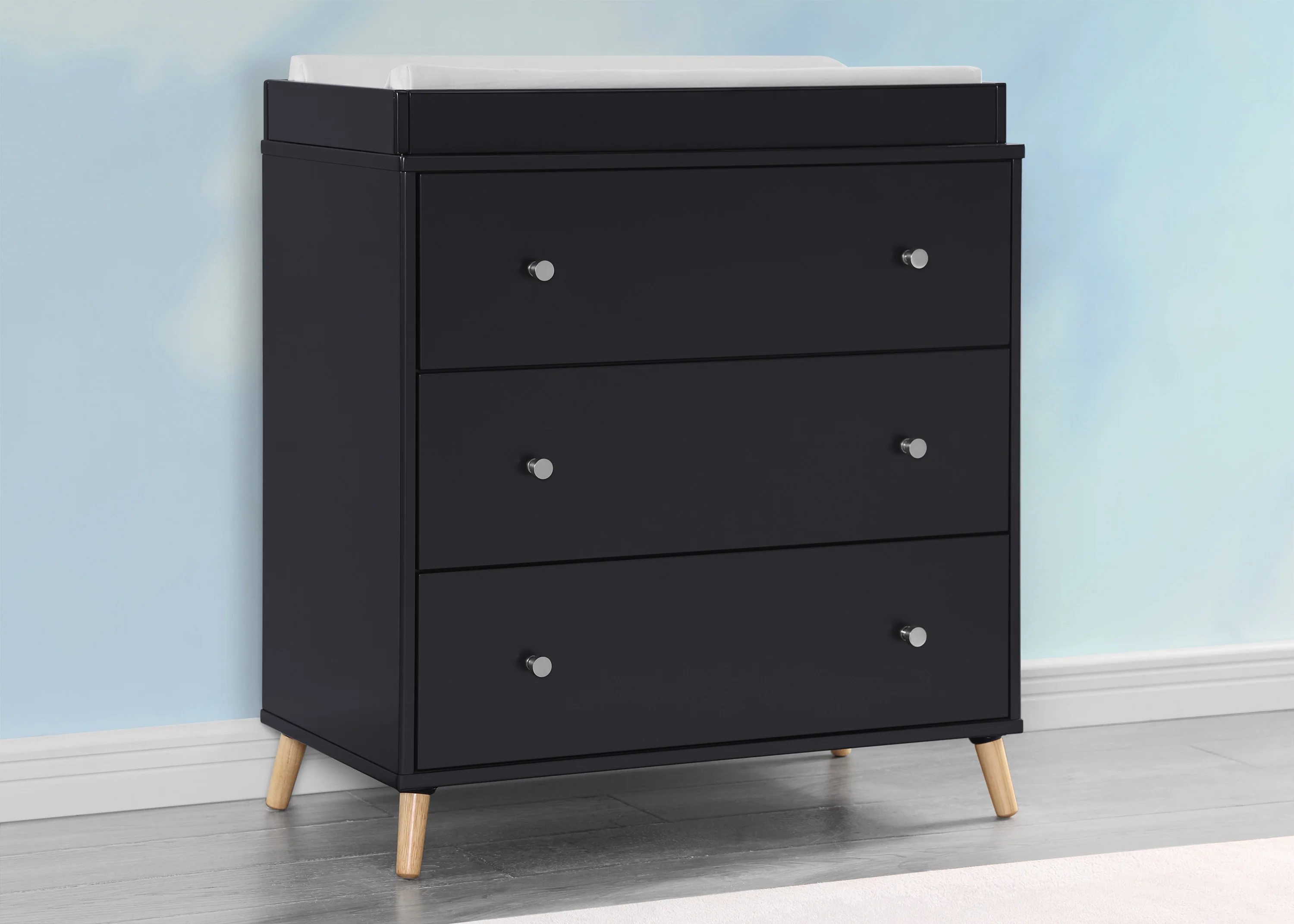 Jordan 3 Drawer Dresser with Interlocking Drawers - Image 9