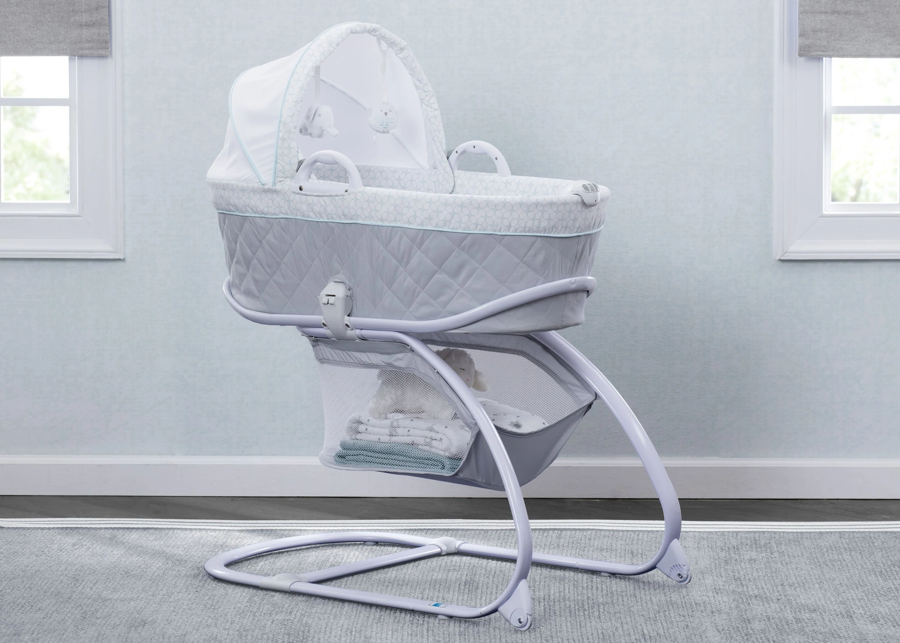 Deluxe Moses Bassinet - Image 4